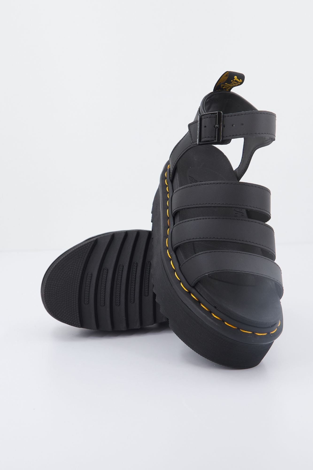 DR. MARTENS BLAIRE QUAD en color NEGRO (3)
