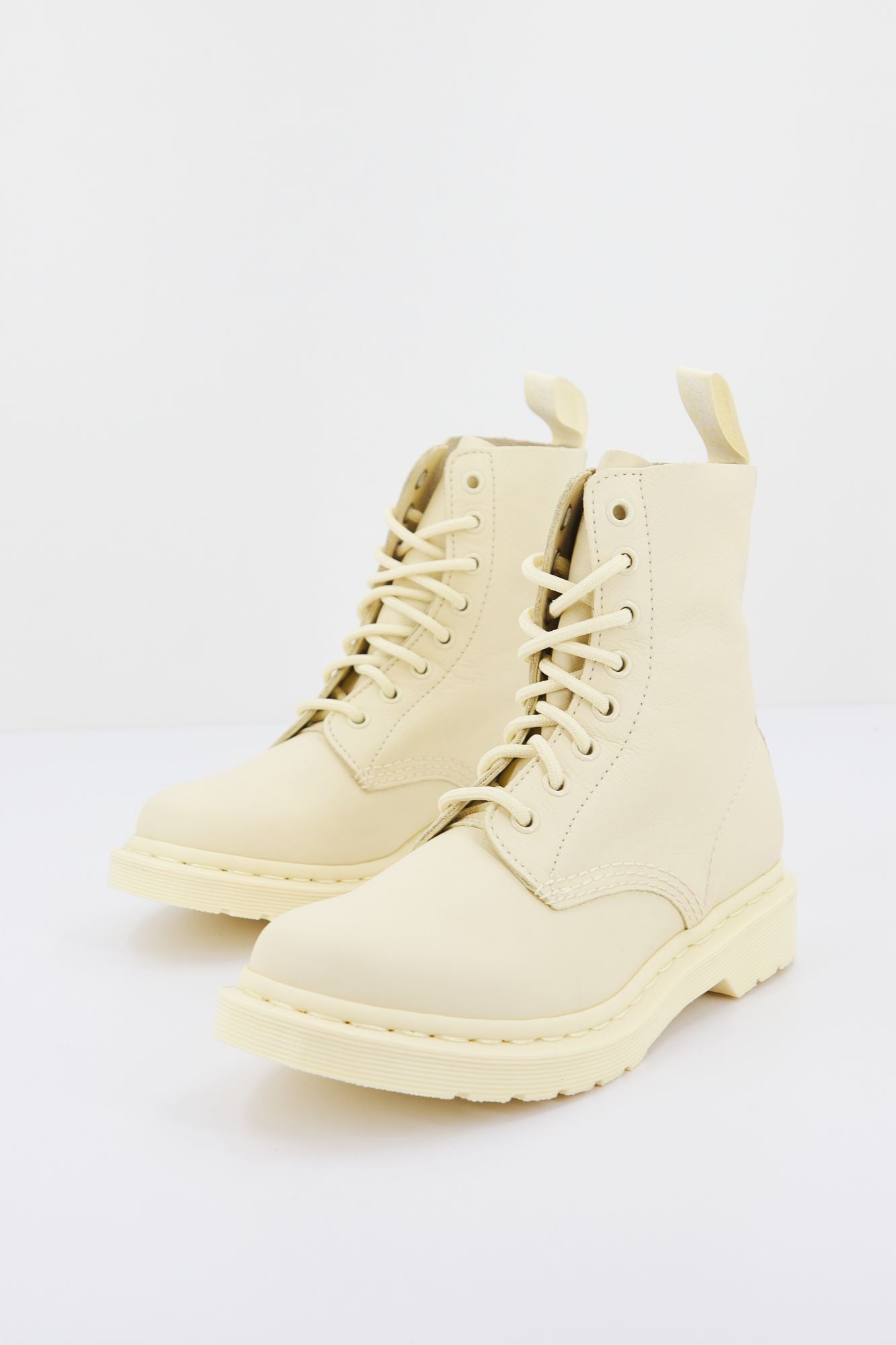 DR. MARTENS PASCAL MONO TOILE CRE en color AMARILLO (1)