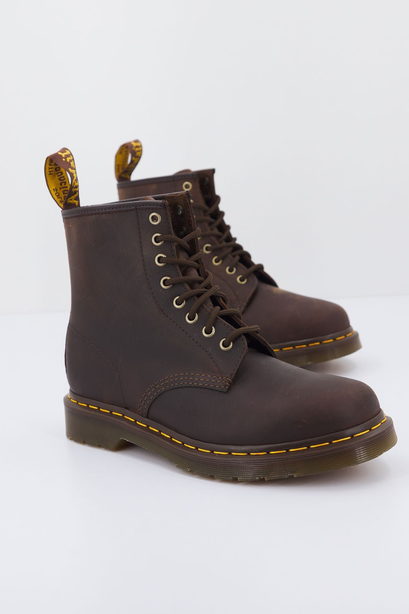 DR. MARTENS CRAZY HORSE en color MARRON (2)