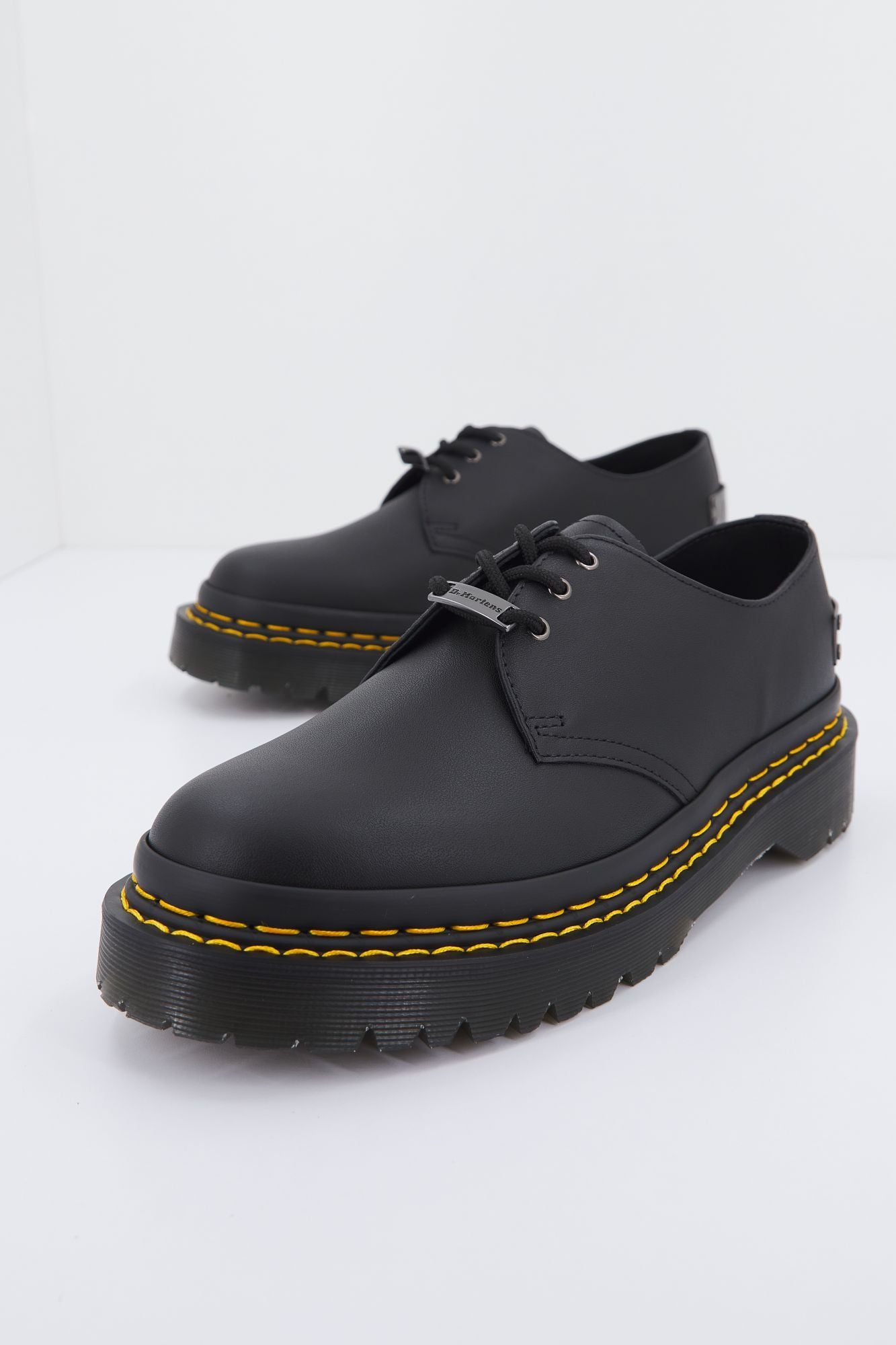 DR. MARTENS 1461 BEX DS PLTD en color NEGRO (1)
