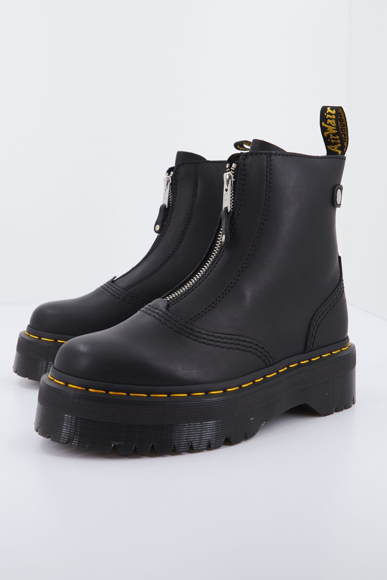 DR. MARTENS JETTA SENDAL en color NEGRO (1)