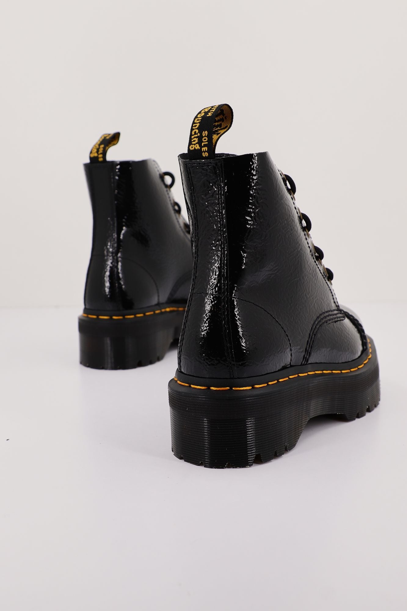 DR. MARTENS SINCLAIR en color NEGRO (3)
