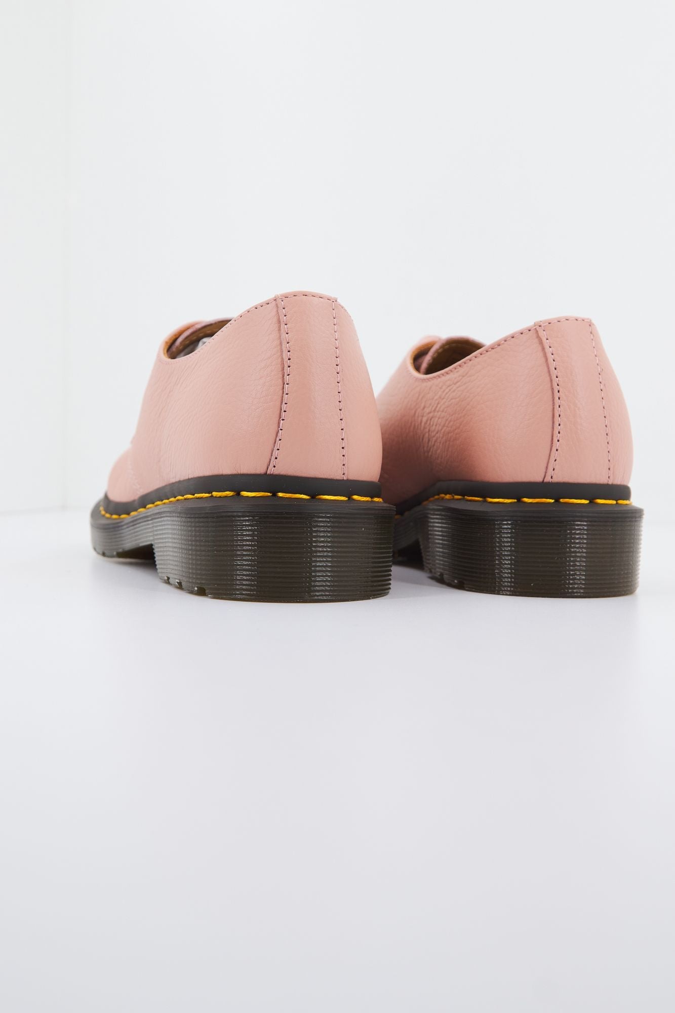 DR. MARTENS PEACH VIRGINIA en color ROSA (3)