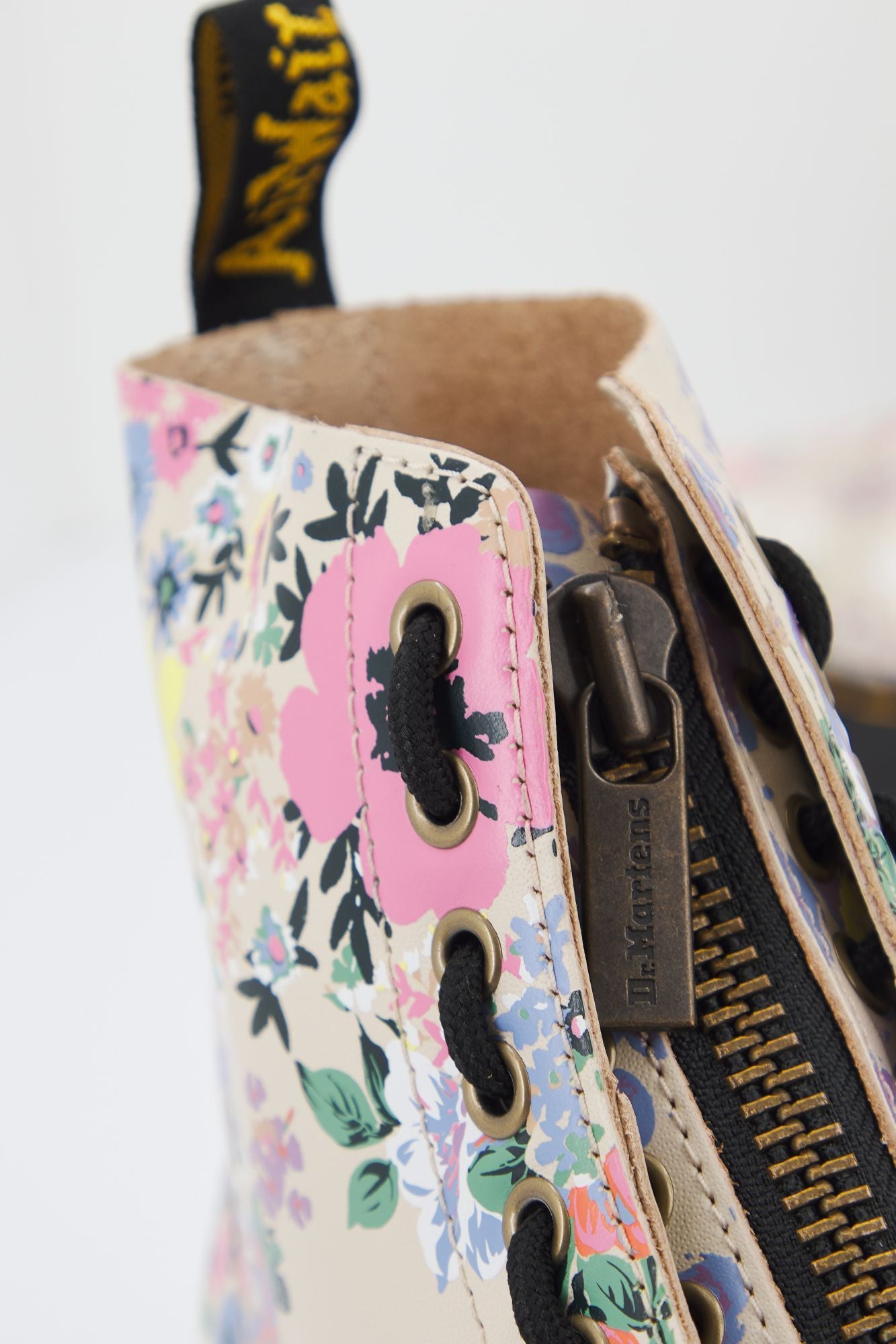 DR. MARTENS SINCLAIR PARCHMENT MASH en color FLORAL (4)