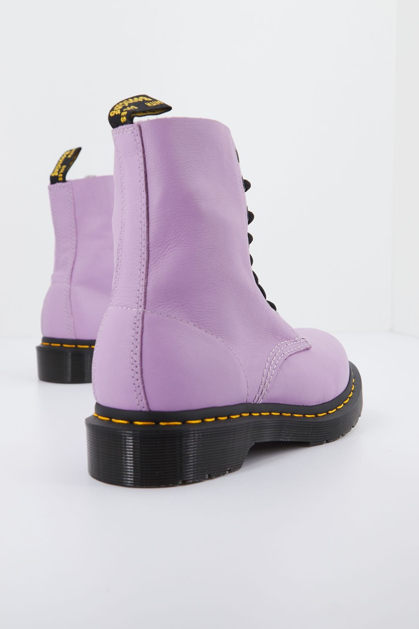 DR. MARTENS PASCAL VIRGINIA en color VIOLETA (3)