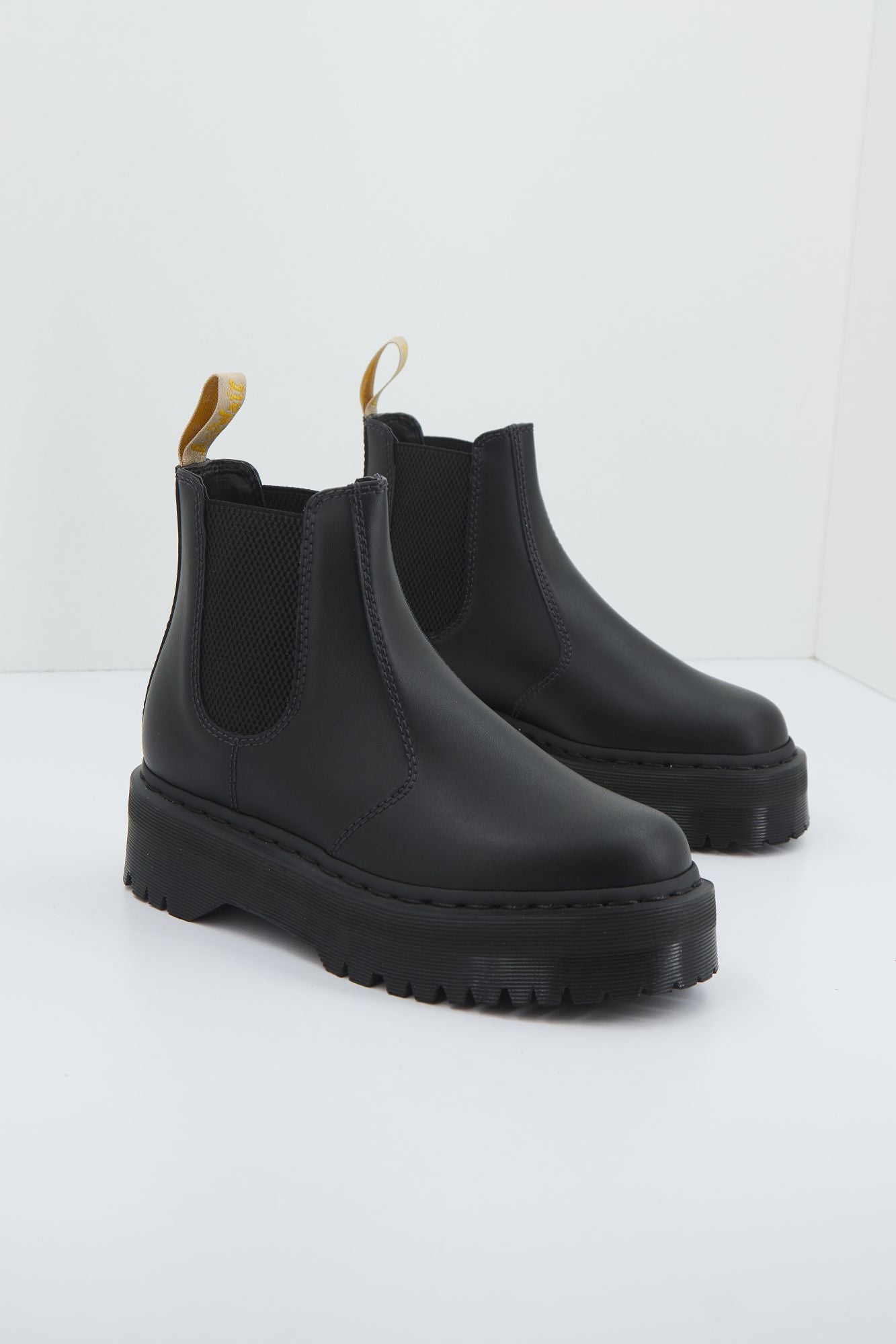 DR. MARTENS V 2976 QUAD MONO en color NEGRO (1)