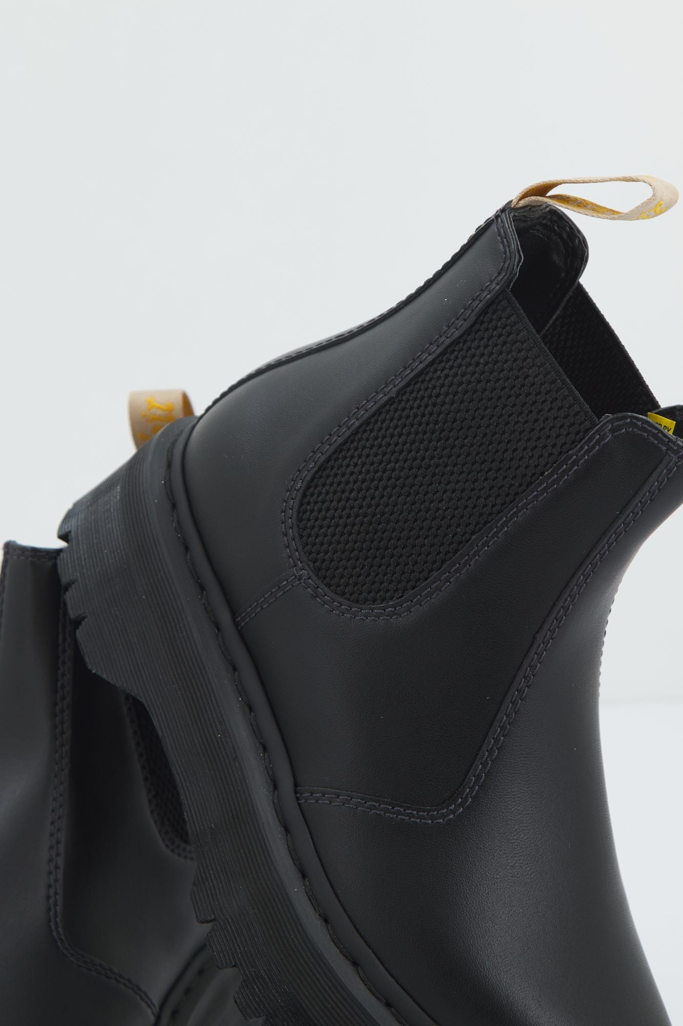 DR. MARTENS V 2976 QUAD MONO en color NEGRO (4)