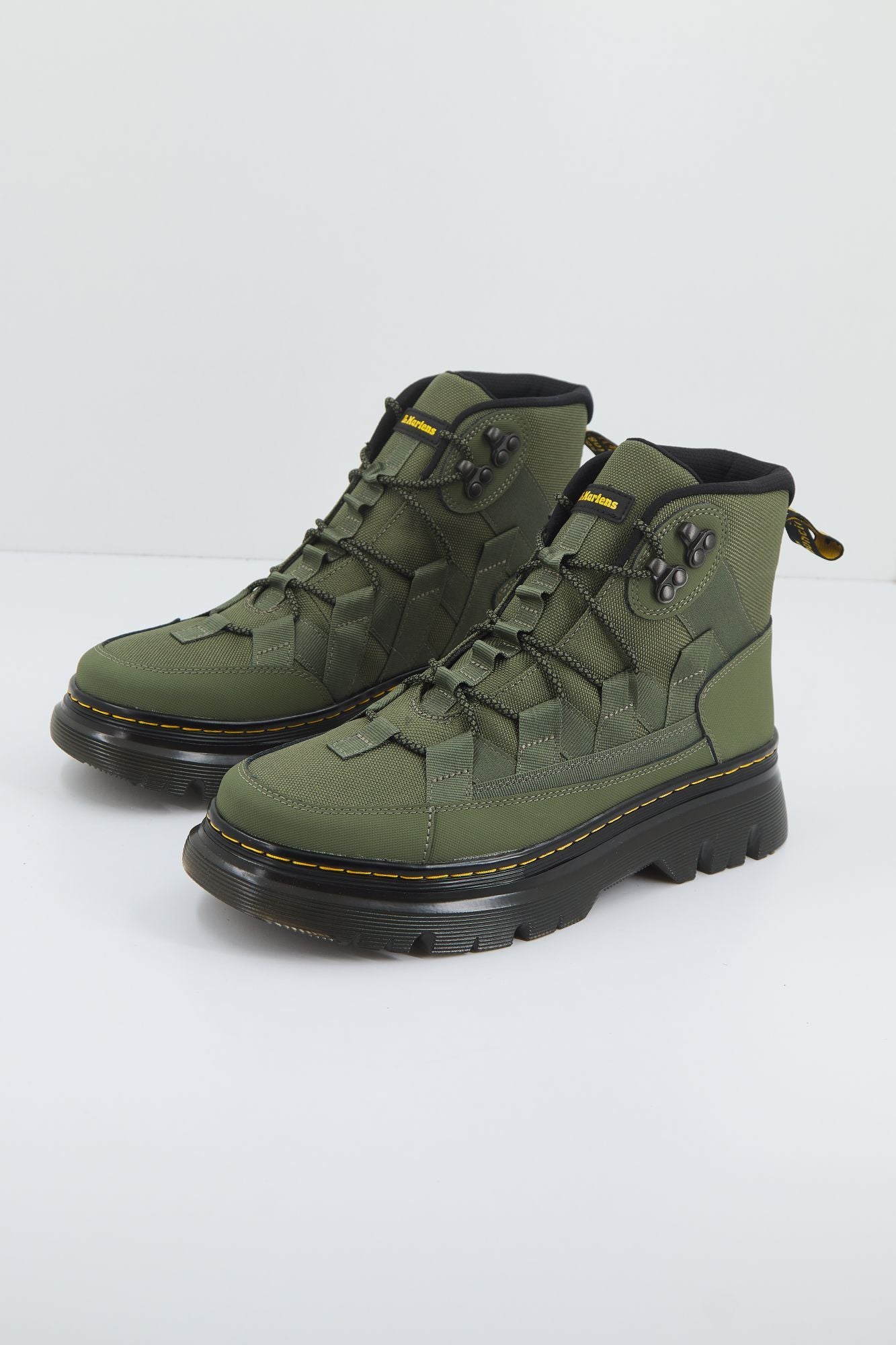 DR. MARTENS DM BOURY en color VERDE (1)