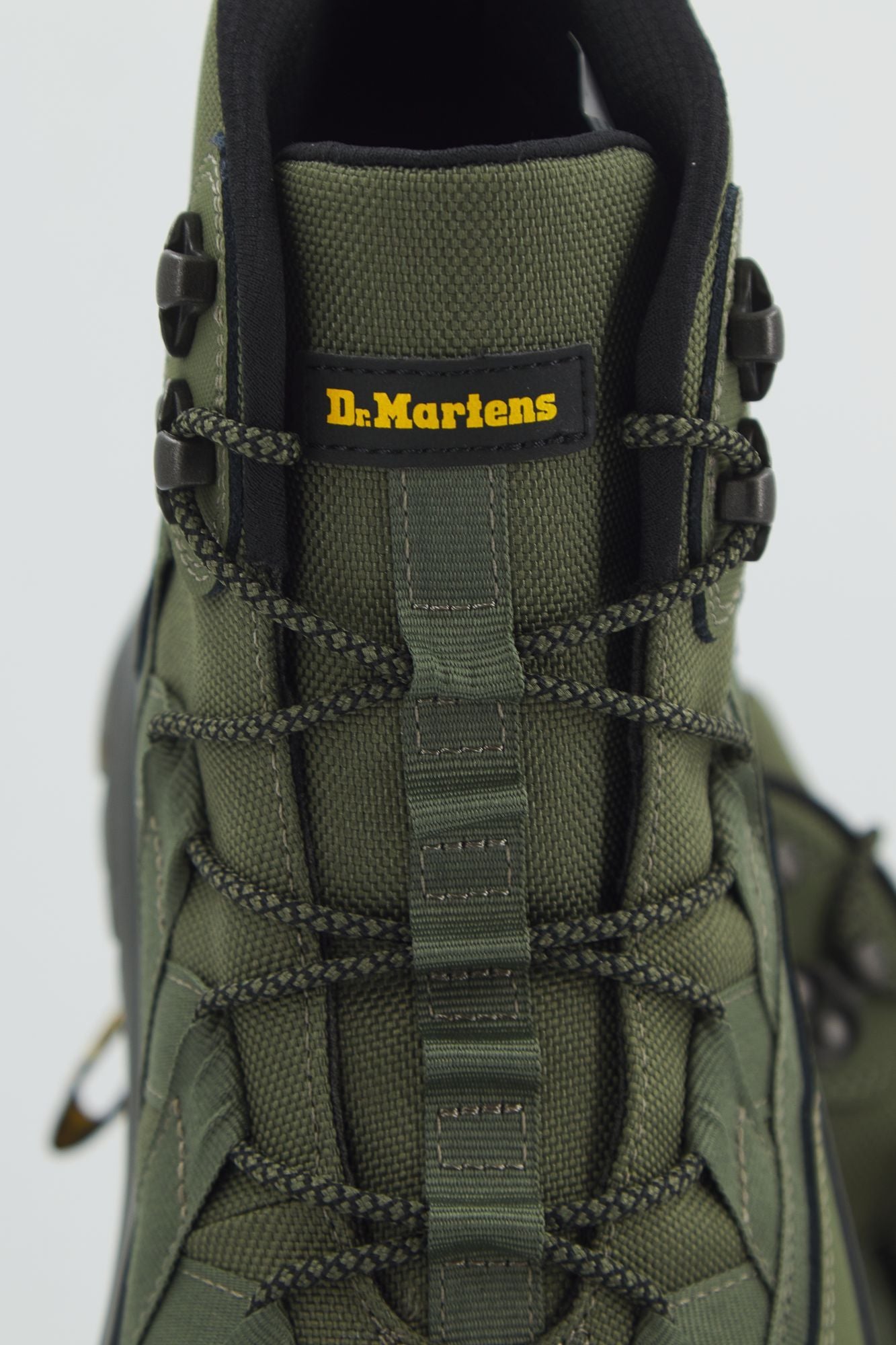 DR. MARTENS DM BOURY en color VERDE (4)