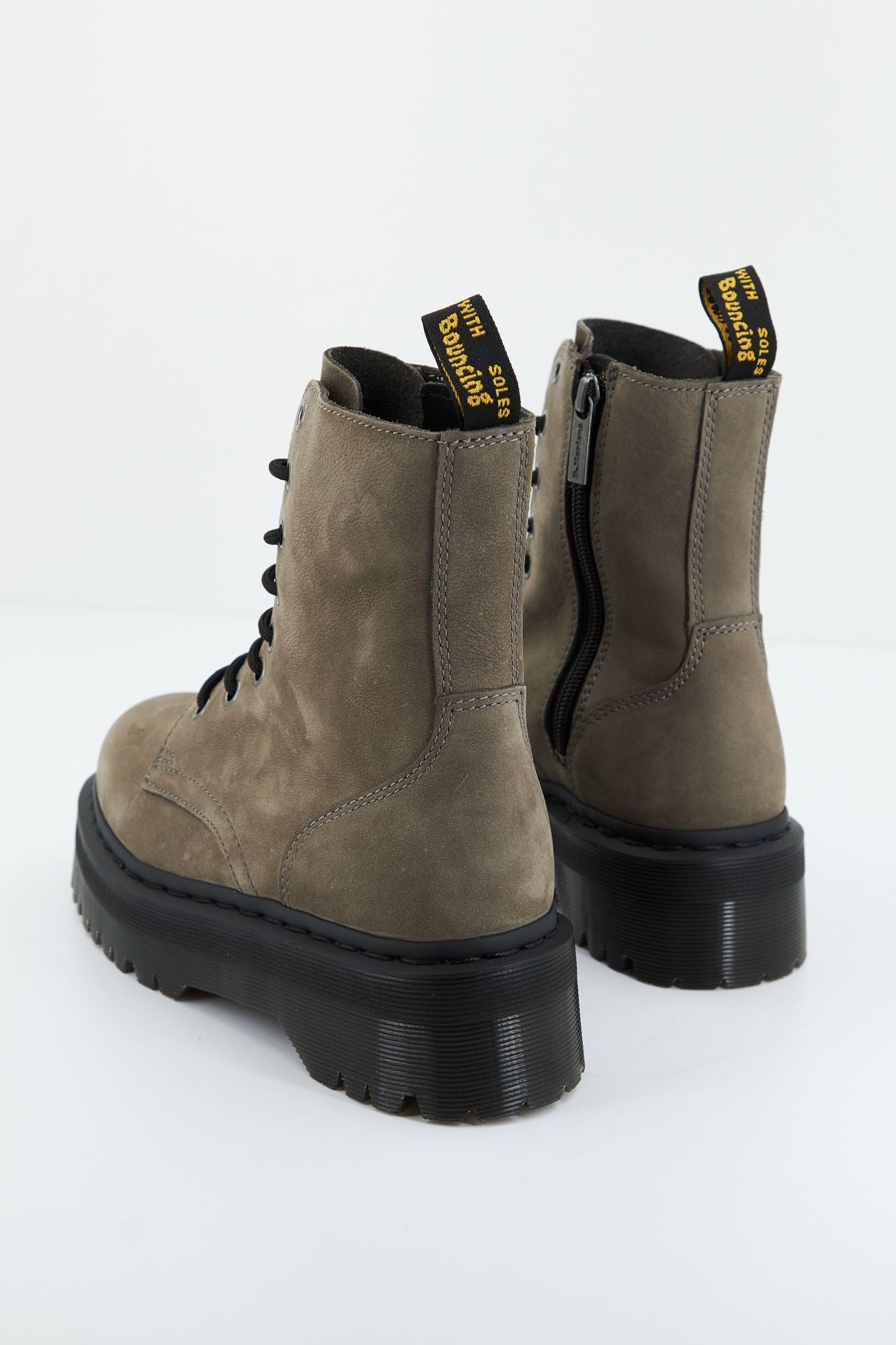 DR. MARTENS JADON en color MARRON (3)
