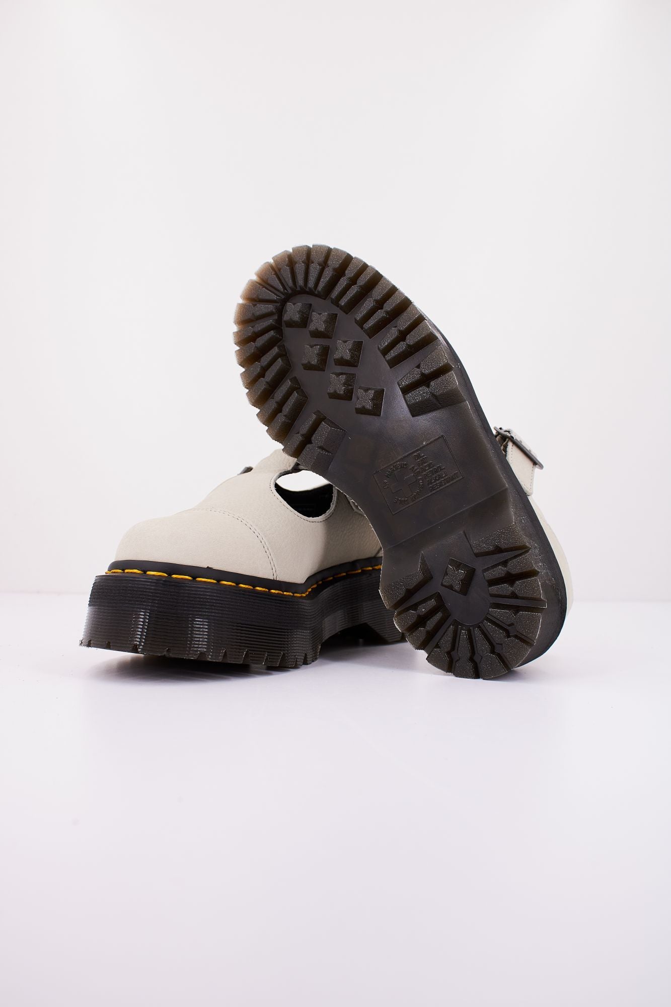 DR. MARTENS BETHAN en color BLANCO (4)