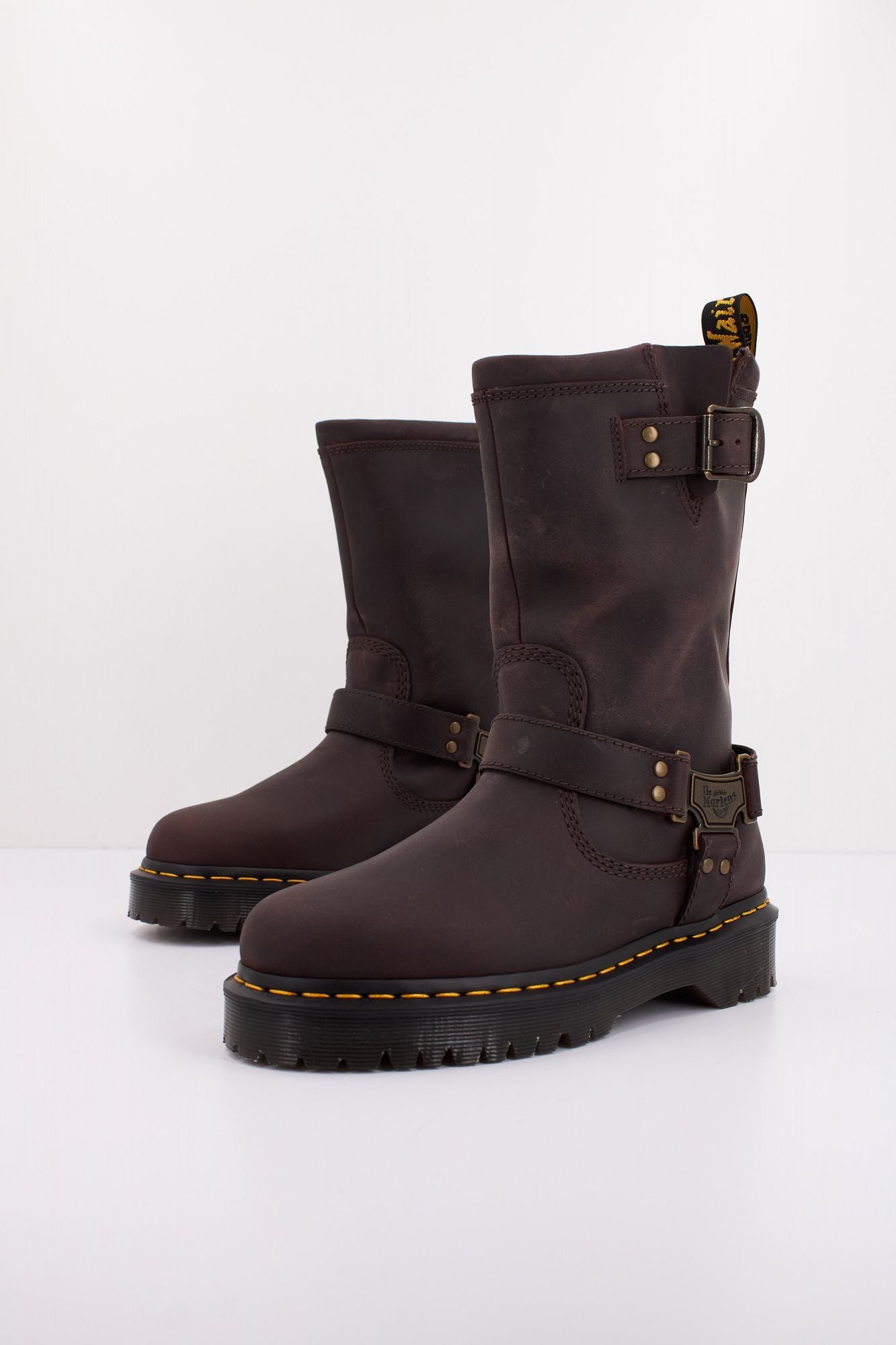 DR. MARTENS ANISTONE HI en color MARRON (2)