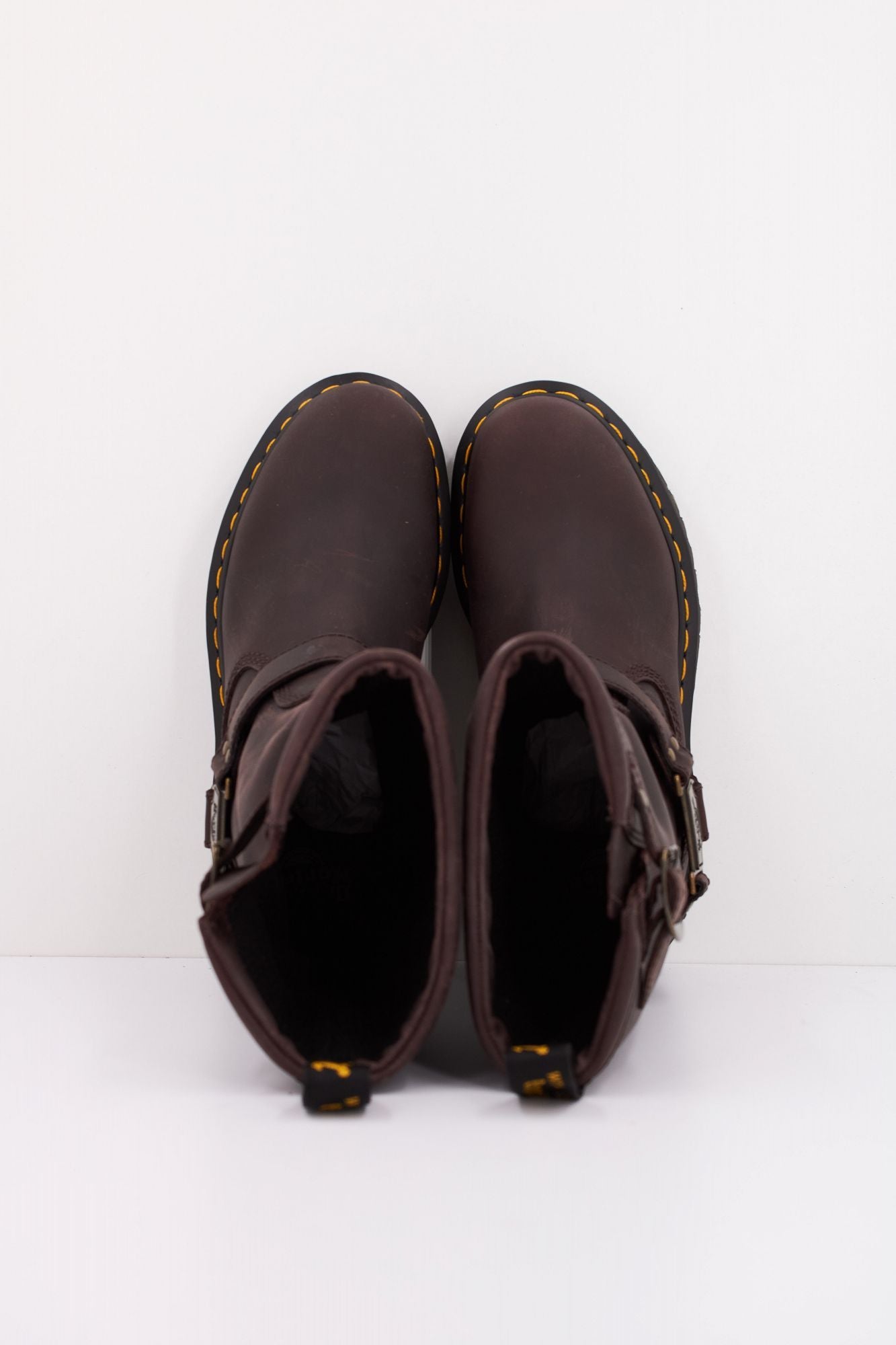 DR. MARTENS ANISTONE HI en color MARRON (3)