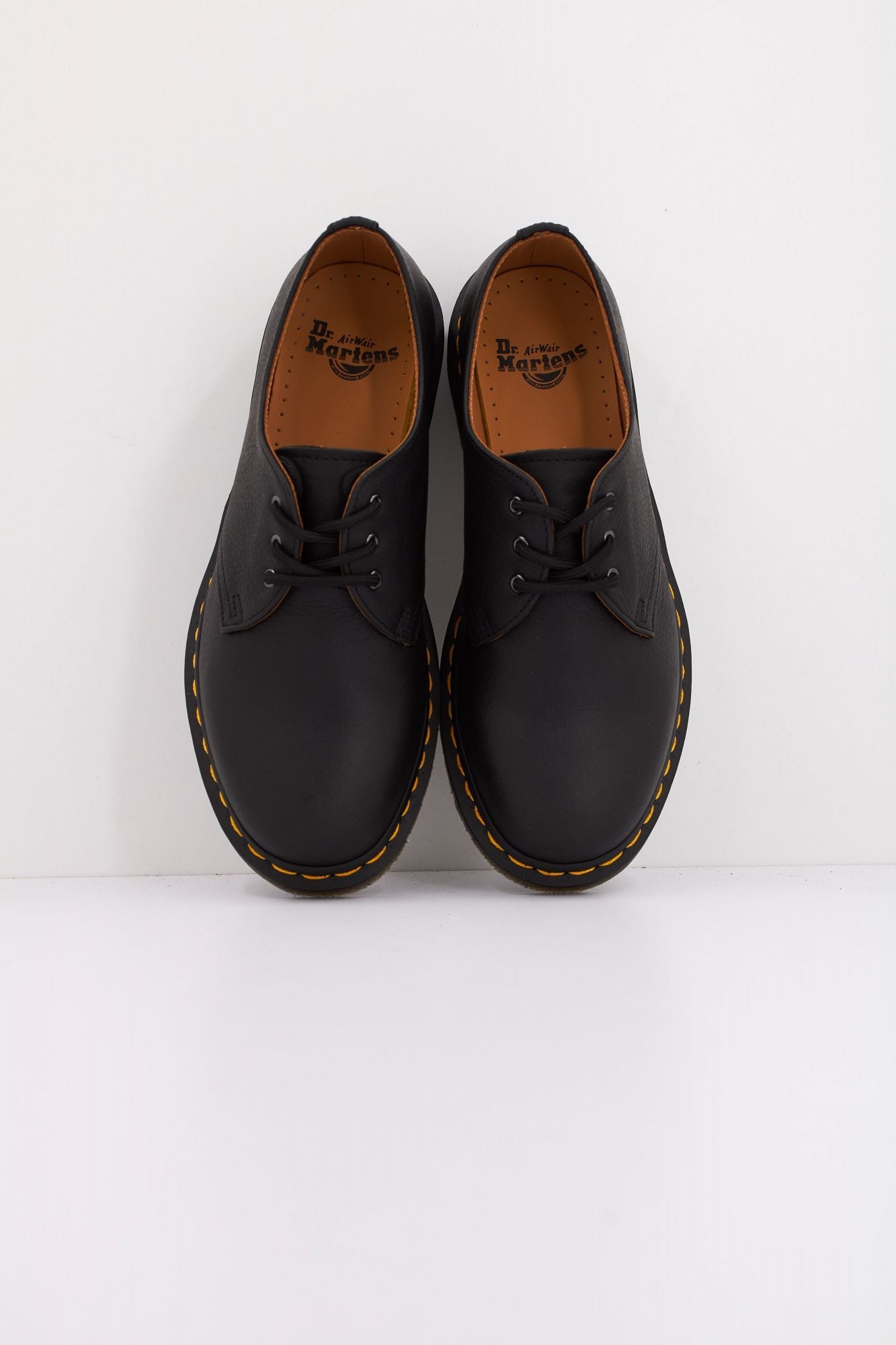 DR. MARTENS 1461 SMOOTH LEATHER OXFORD en color NEGRO (3)