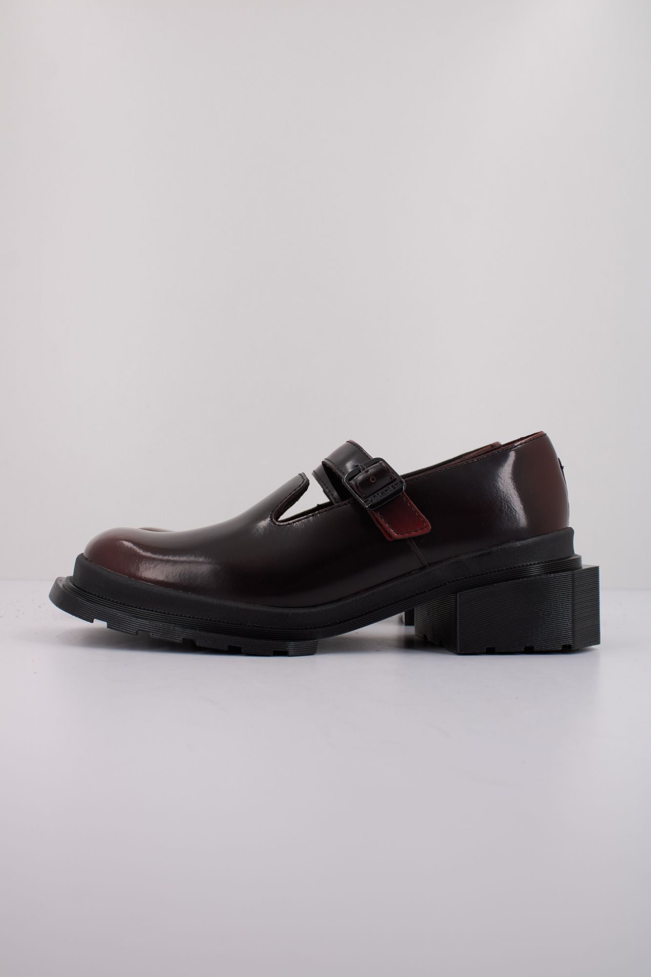 DR. MARTENS MAYBOLE MJ en color NEGRO (1)