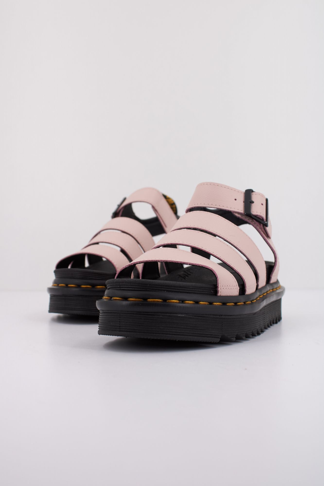 DR. MARTENS BLAIRE en color ROSA (2)