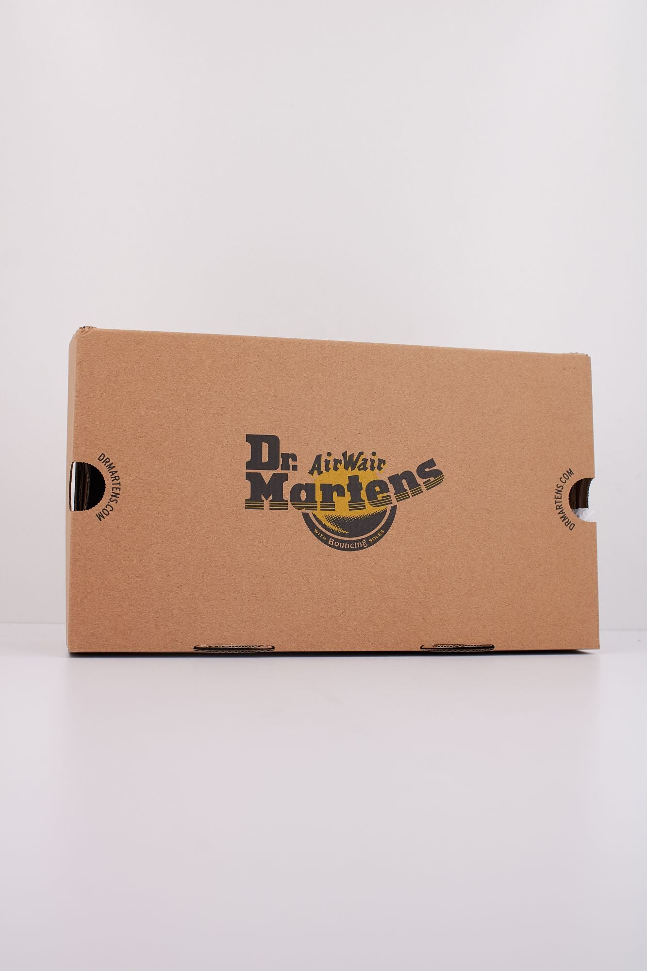 DR. MARTENS JORGE II en color ROSA (6)