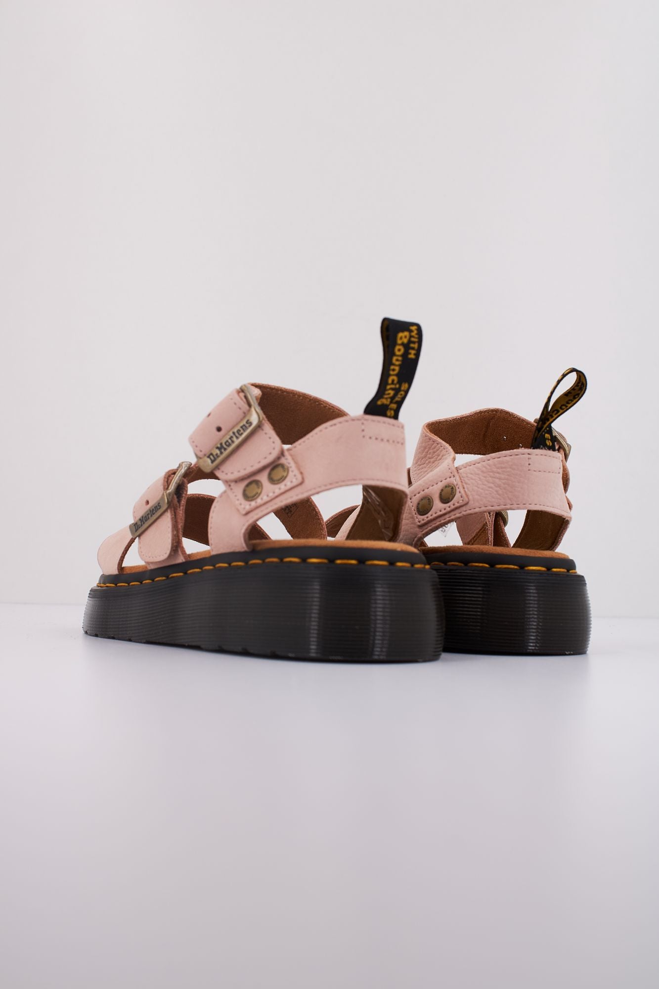 DR. MARTENS GRYPHON QUAD en color ROSA (4)