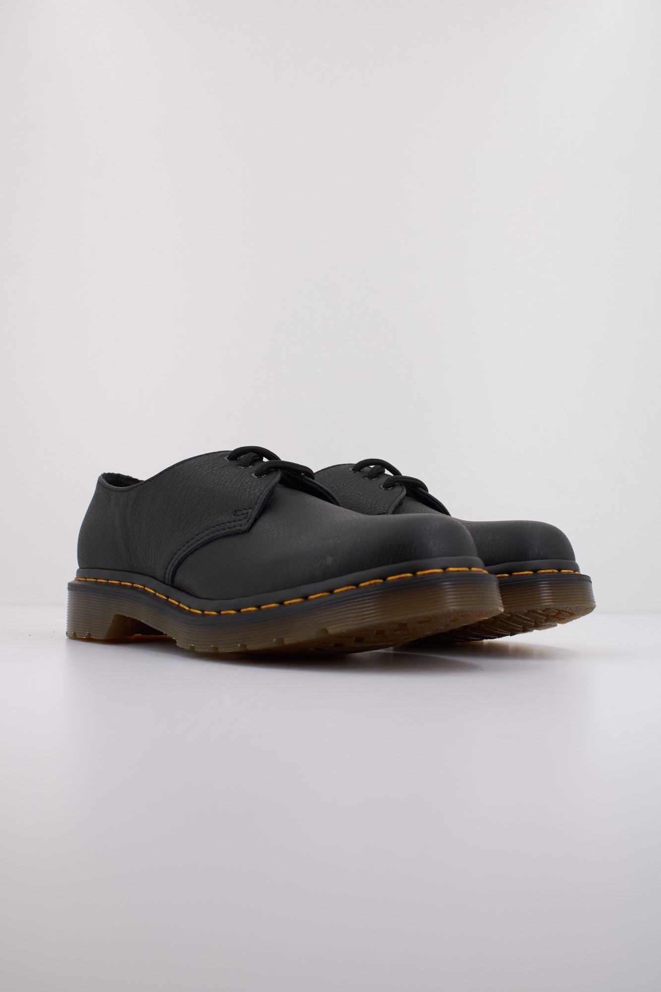 DR. MARTENS 1461 en color NEGRO (2)