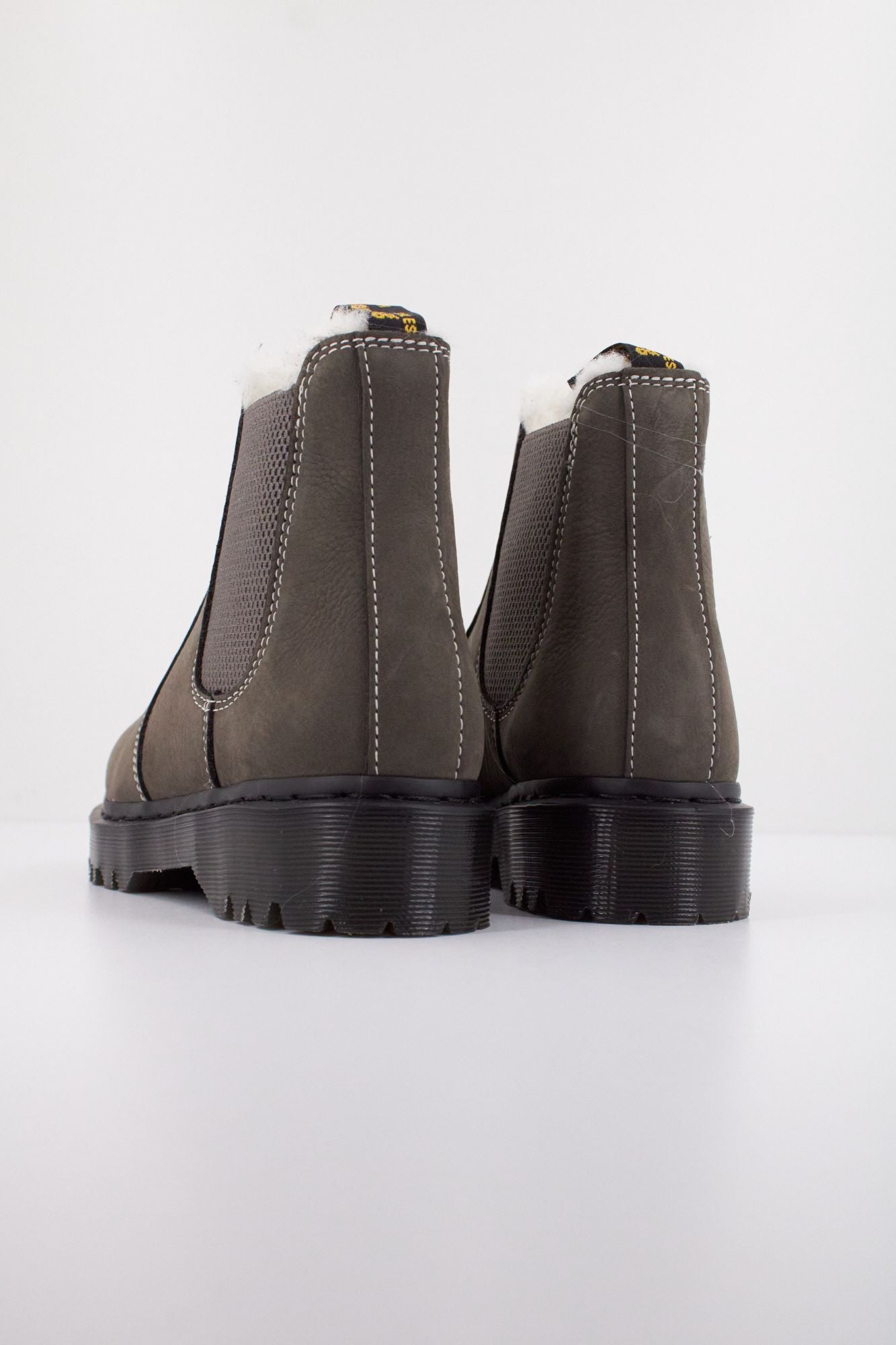 DR. MARTENS BEX FL en color GRIS (4)