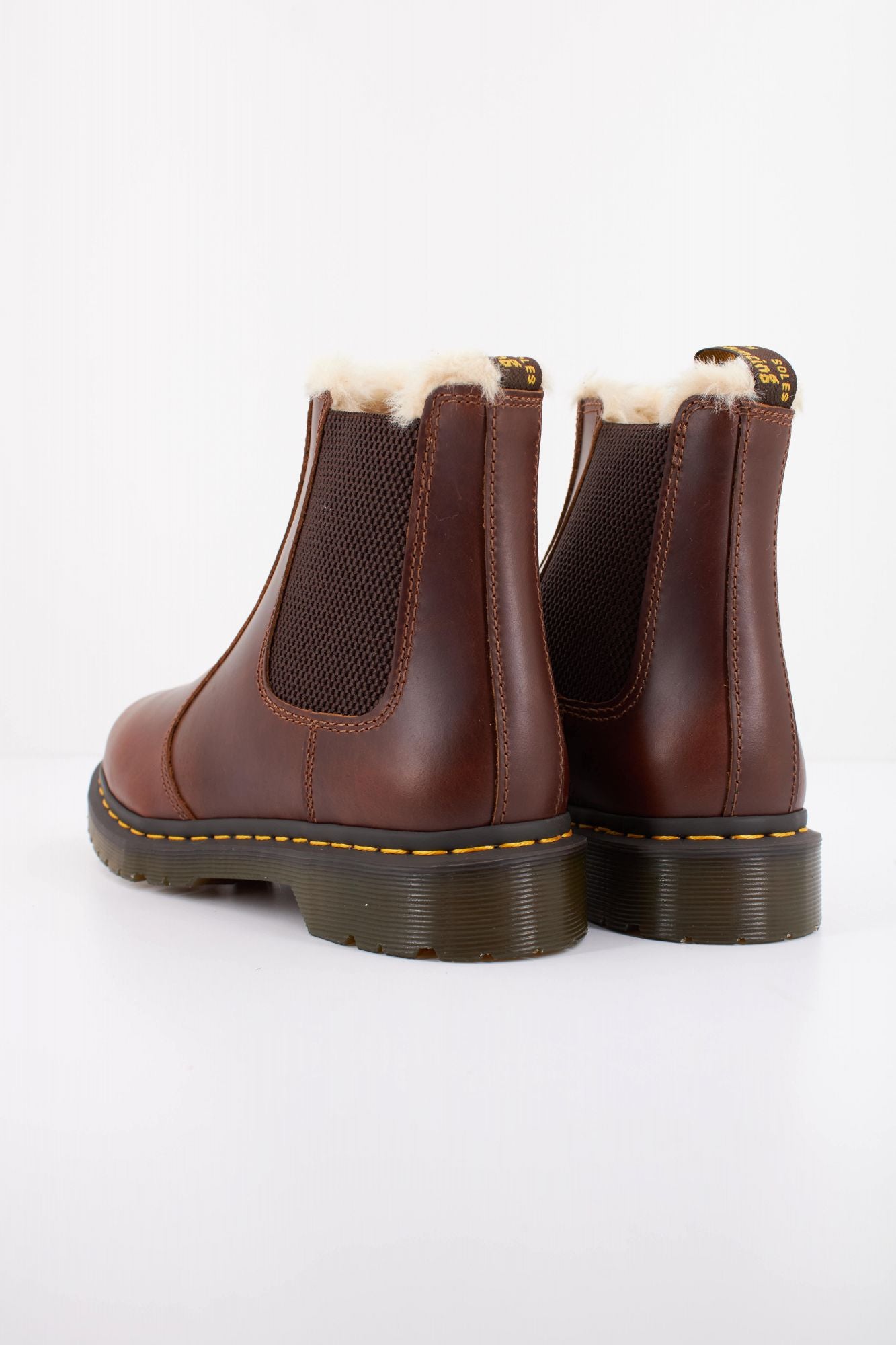 DR. MARTENS LEONORE en color MARRON (3)