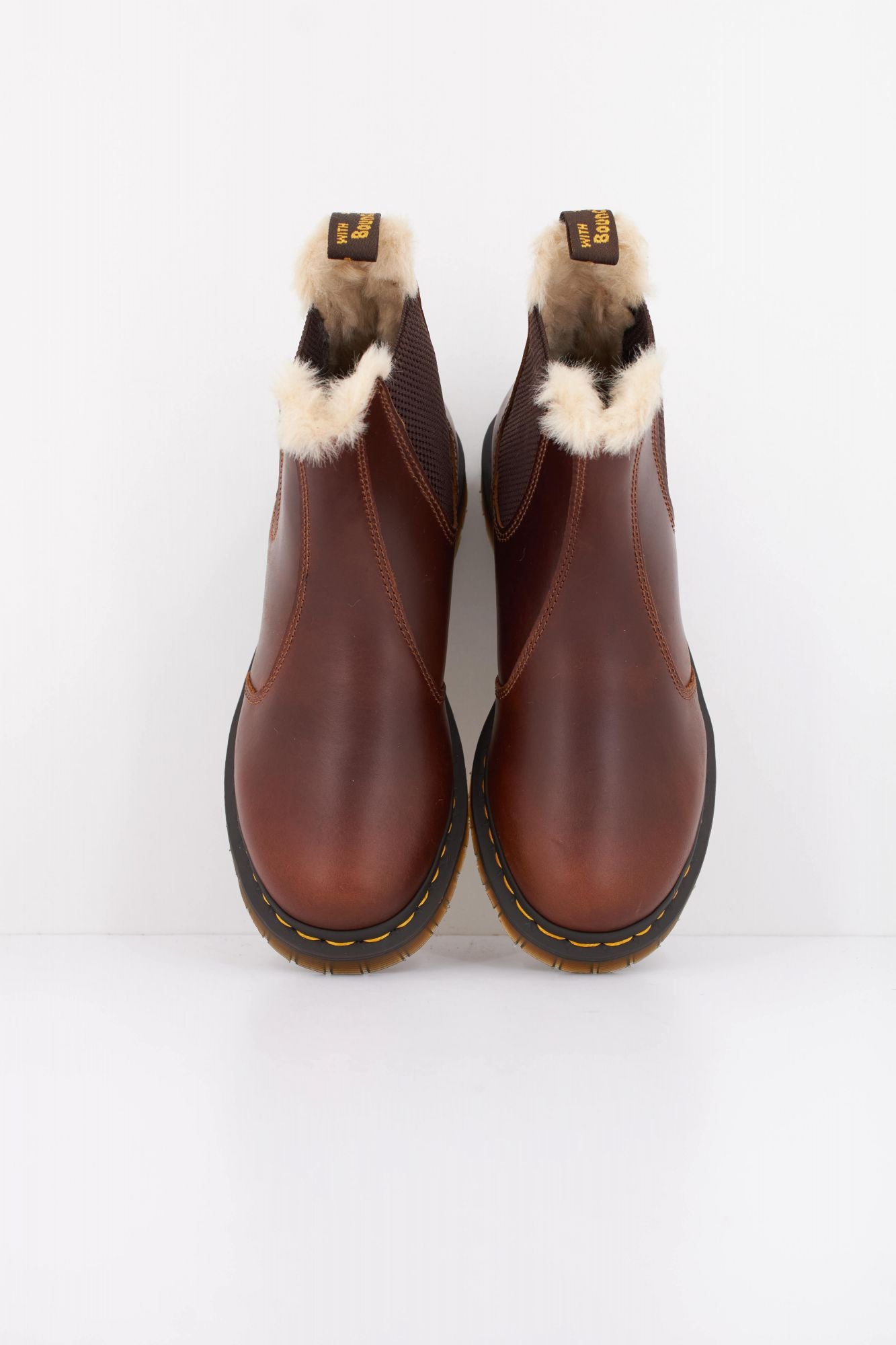DR. MARTENS LEONORE en color MARRON (5)