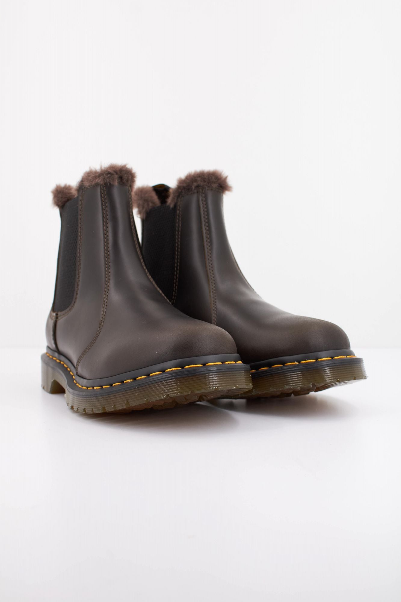 DR. MARTENS LEONORE en color MARRON (2)