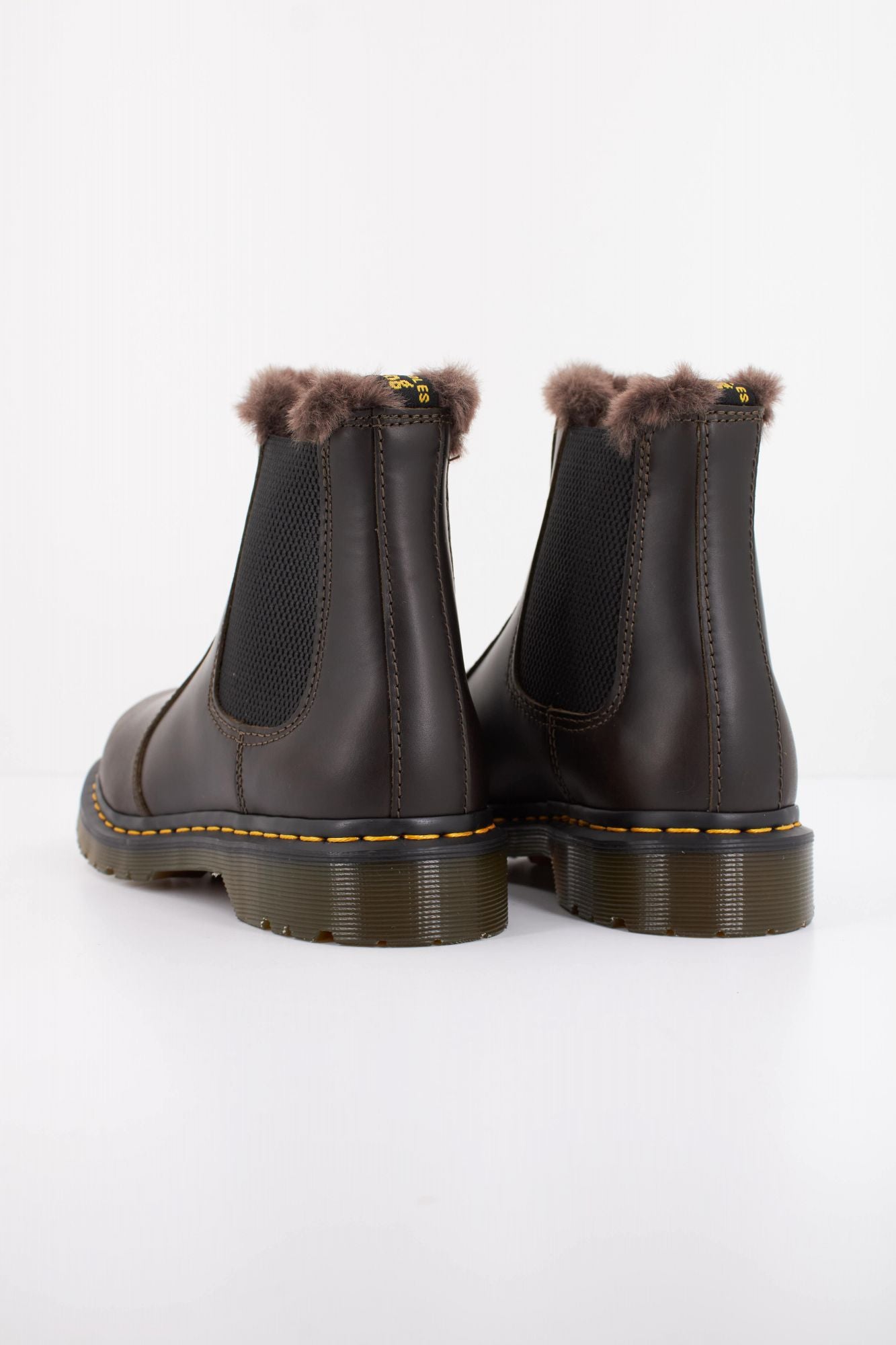 DR. MARTENS LEONORE en color MARRON (3)