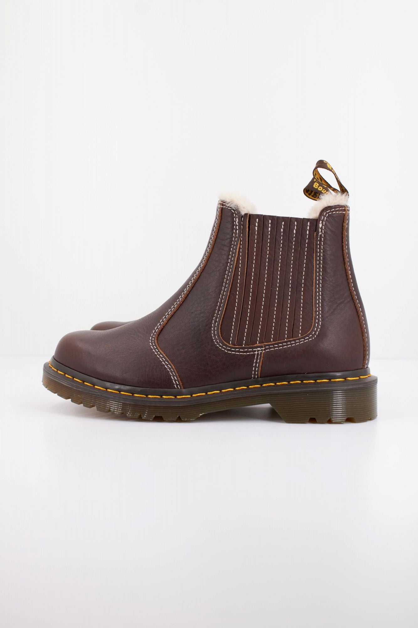 DR. MARTENS LEONORE II en color MARRON (1)