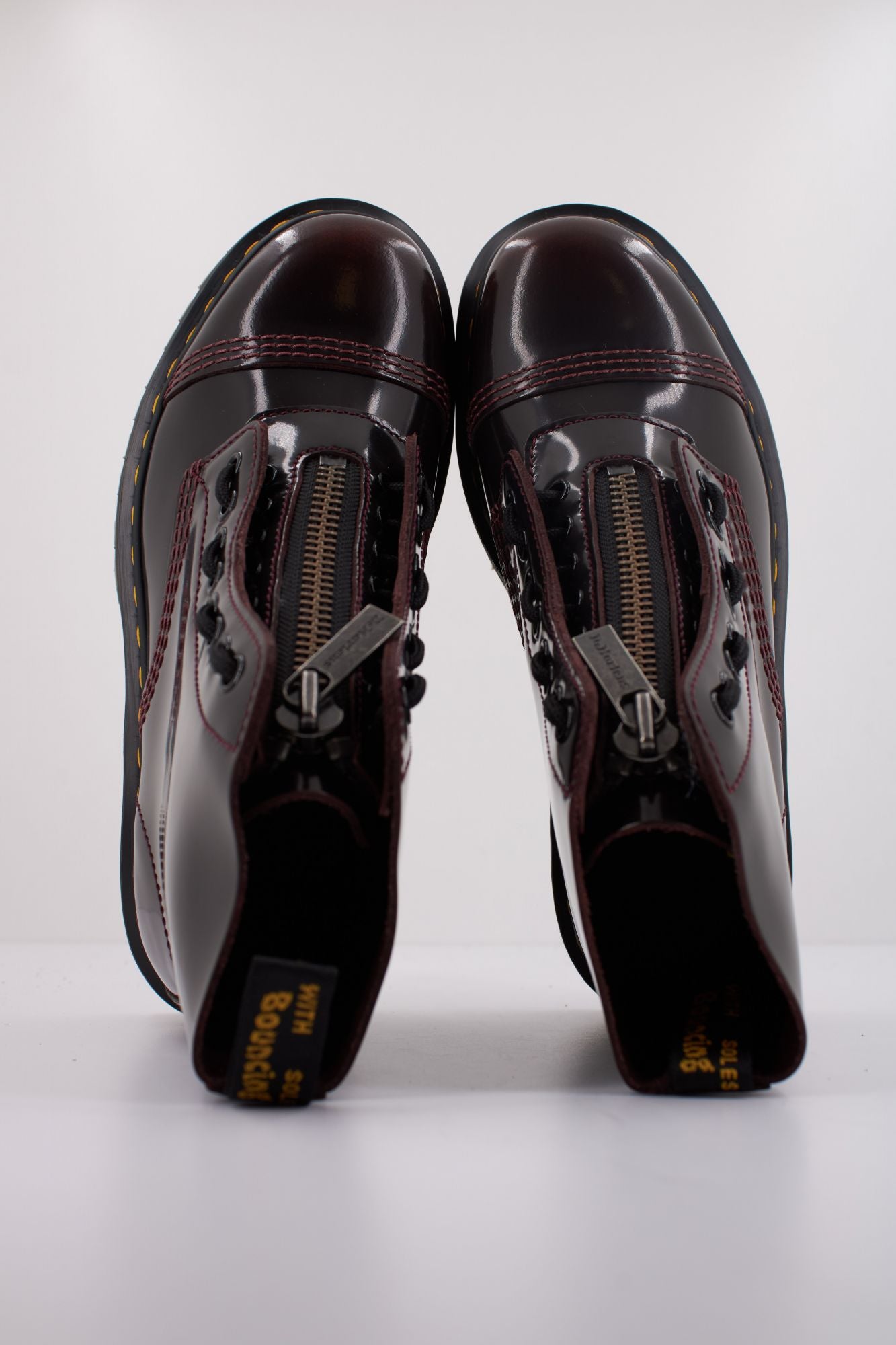 DR. MARTENS SINCLAIR en color BURDEOS (3)