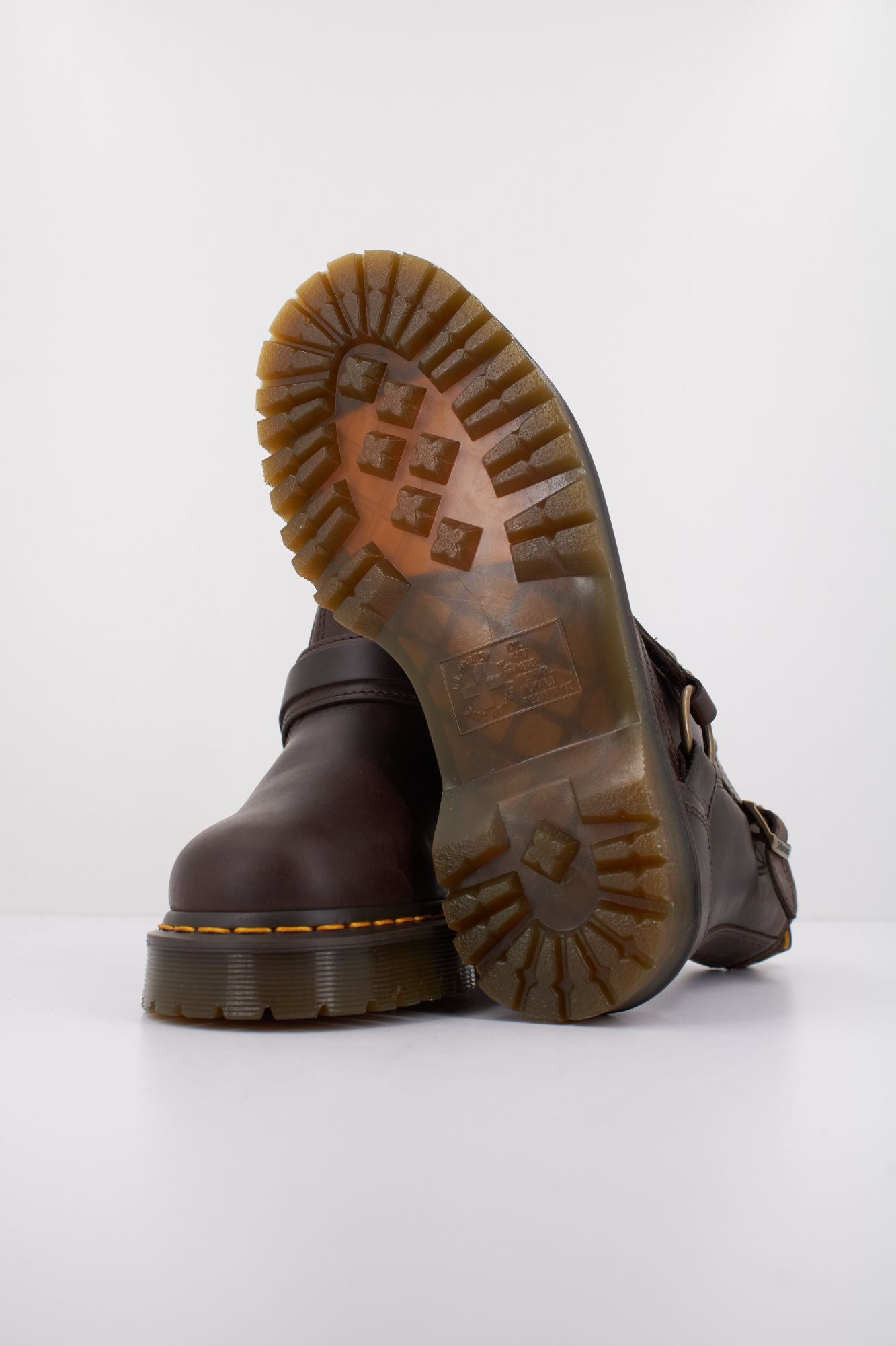 DR. MARTENS ANISTONE HRNS en color MARRON (5)