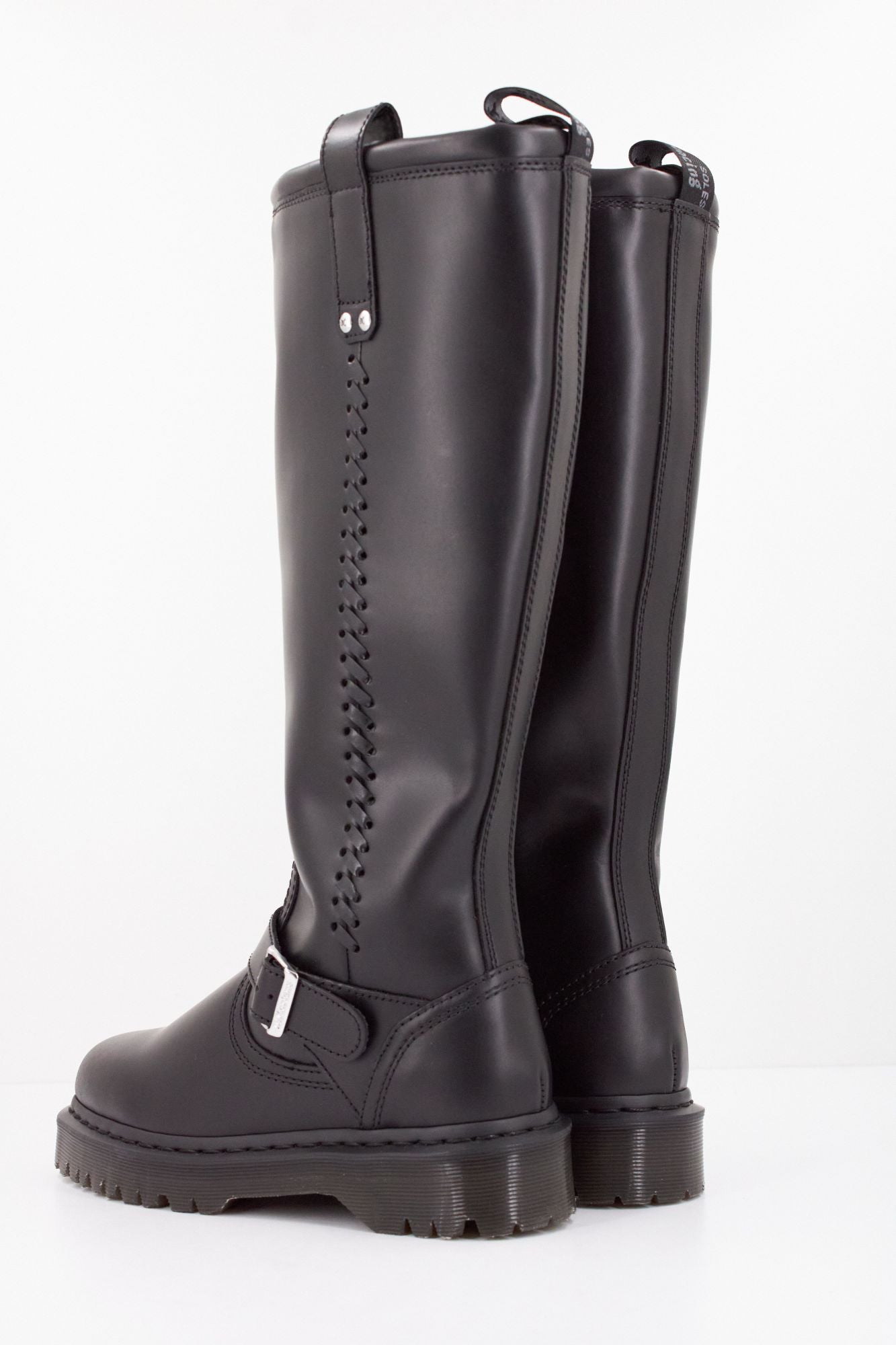 DR. MARTENS ANISTONE BKR en color NEGRO (4)