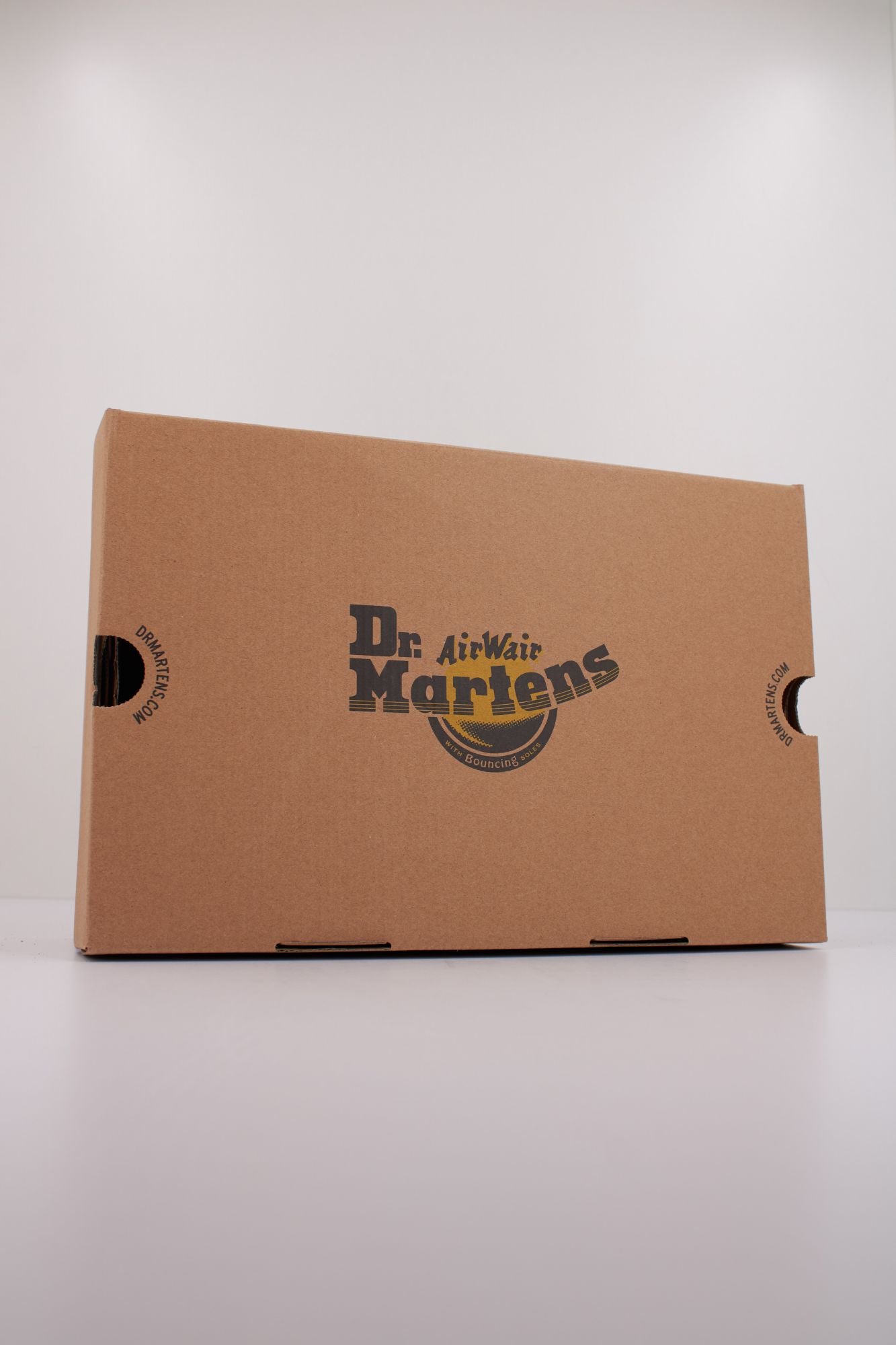 DR. MARTENS VEGAN 1461 en color NEGRO (6)