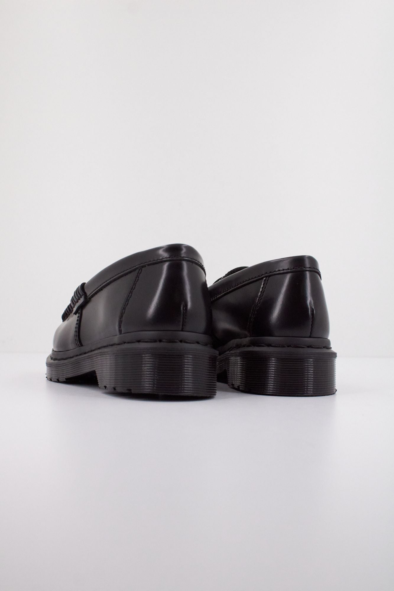 DR. MARTENS PENTON en color NEGRO (4)
