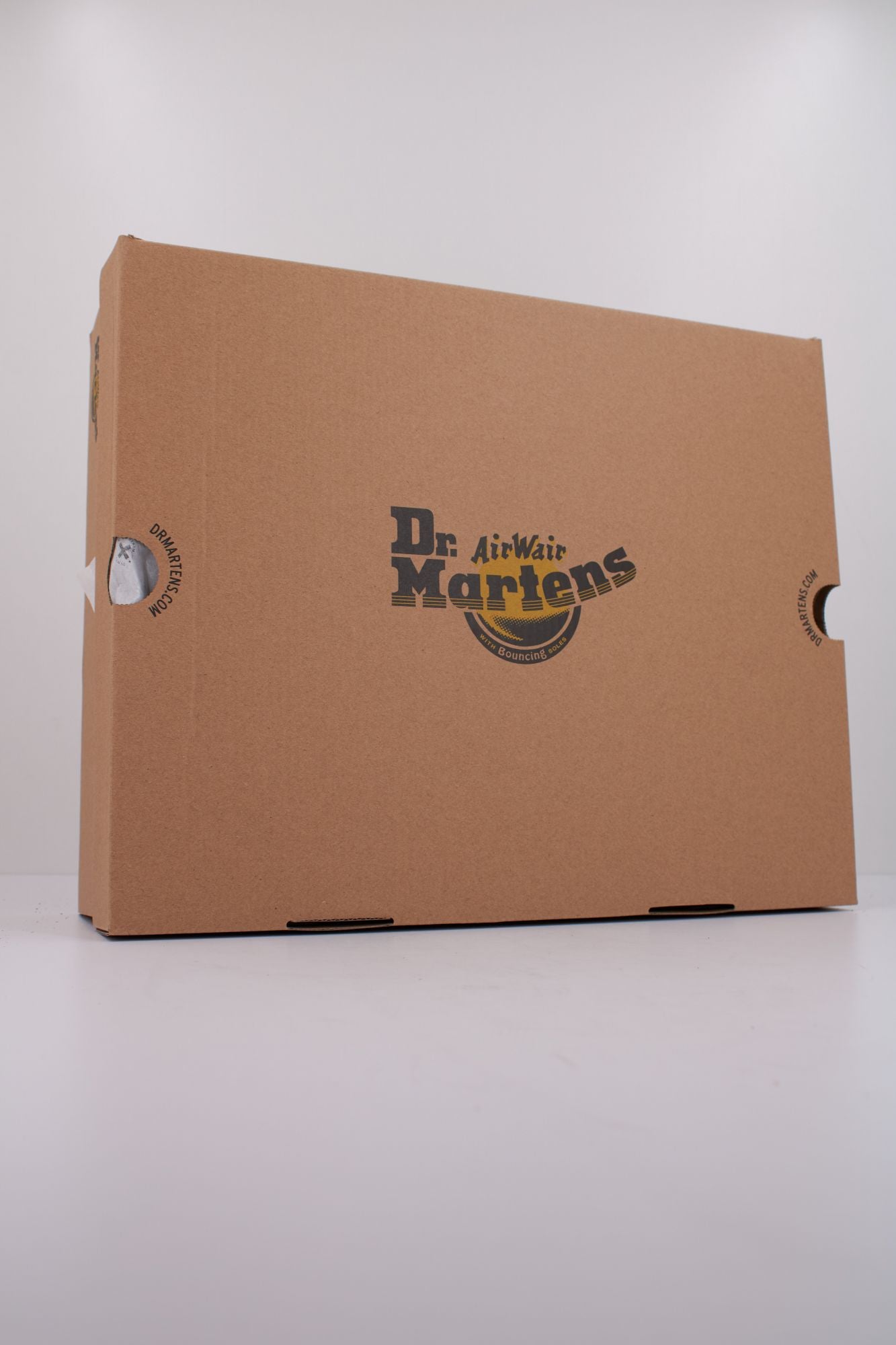 DR. MARTENS ANISTONE HI en color NEGRO (6)