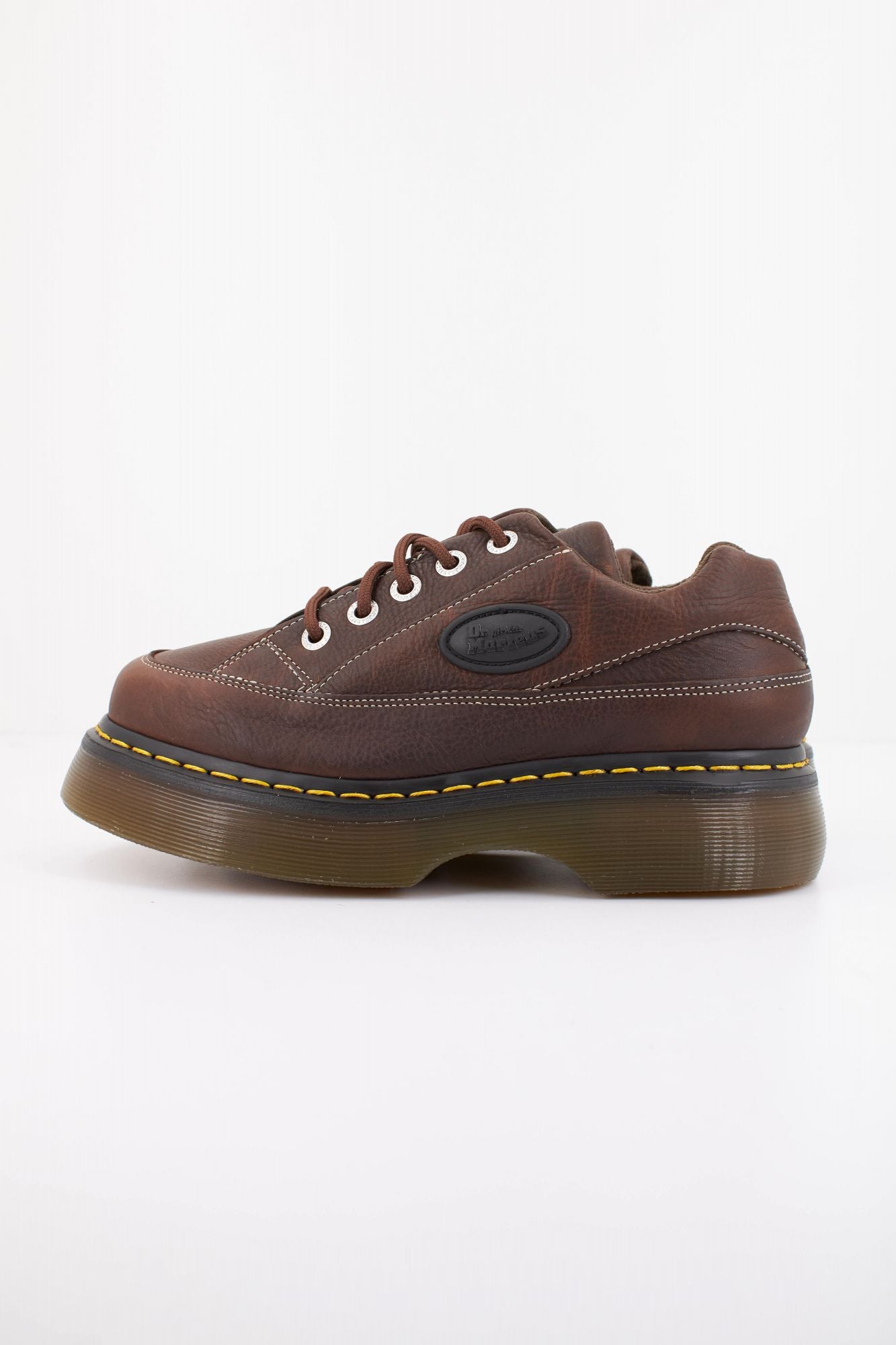 DR. MARTENS BUZZ 5I en color MARRON (1)