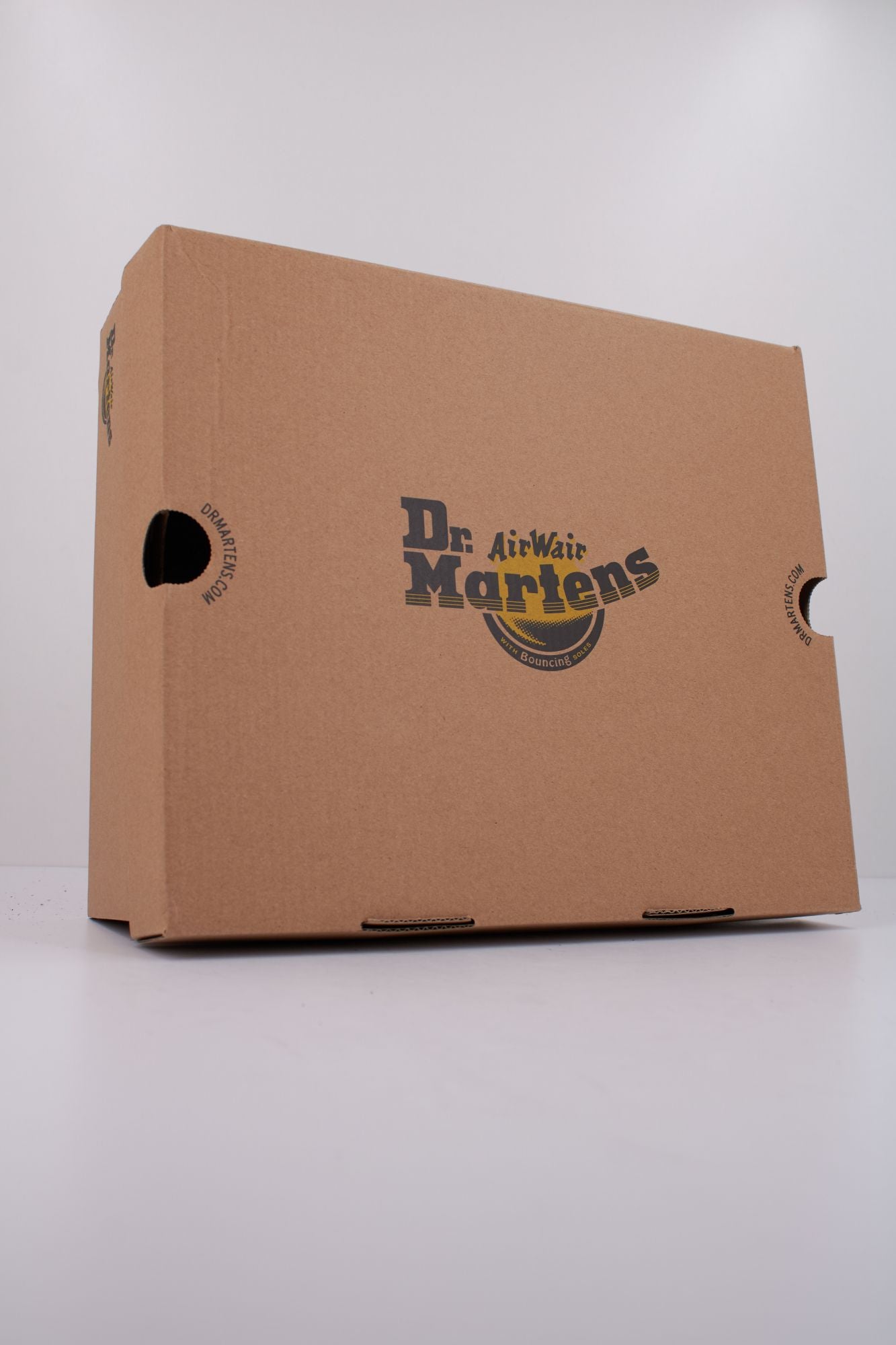 DR. MARTENS MATTISON SLIDE en color NEGRO (6)