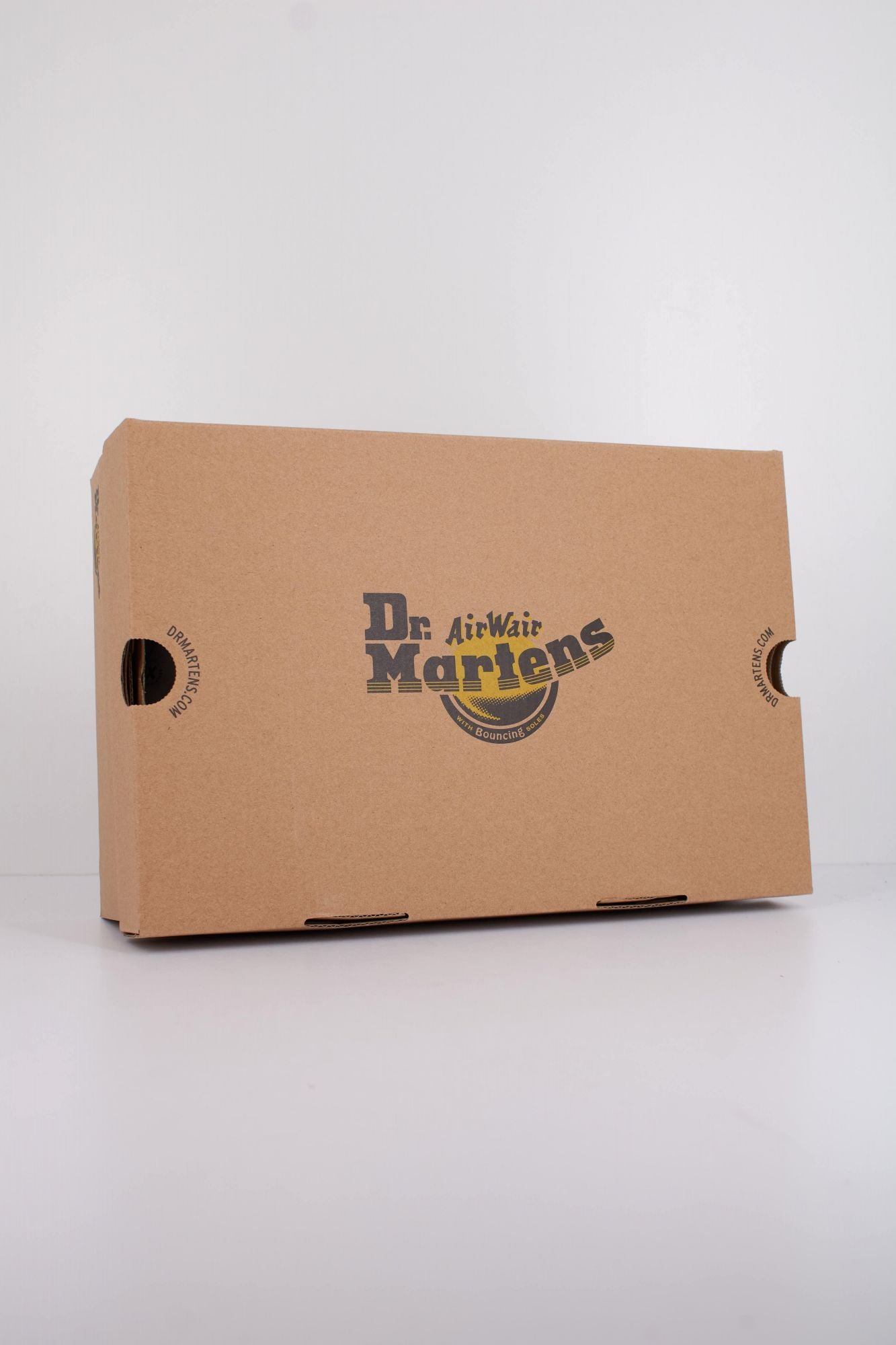 DR. MARTENS 1460 LACE UP en color ROSA (6)