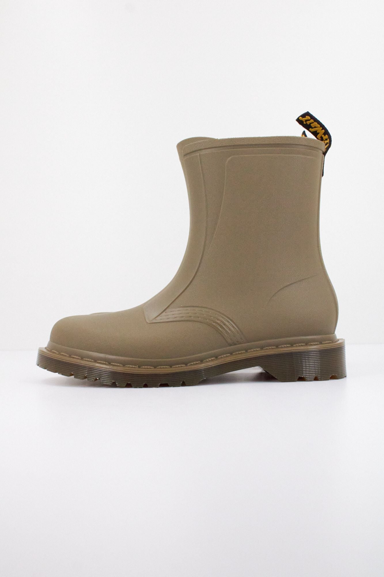 DR. MARTENS 1460 RAIN en color VERDE (1)