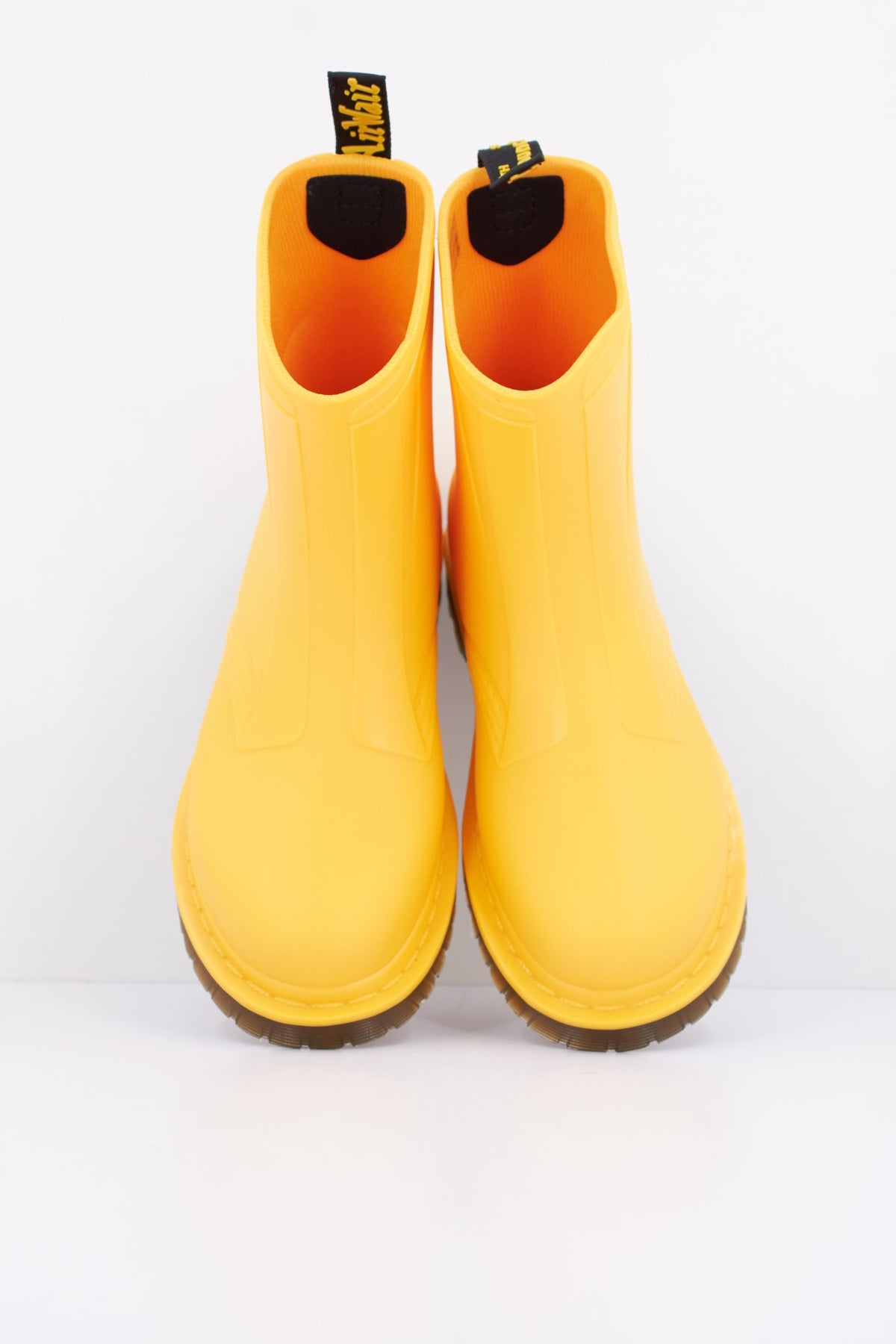 DR. MARTENS RAIN DMS en color AMARILLO (3)