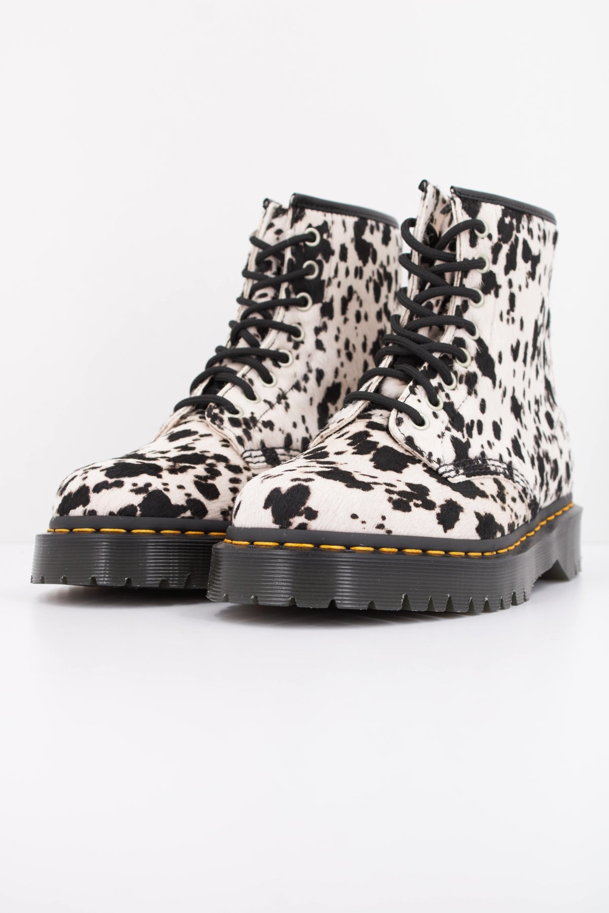 DR. MARTENS 1460 BEX en color ANIMAL PRINT (2)