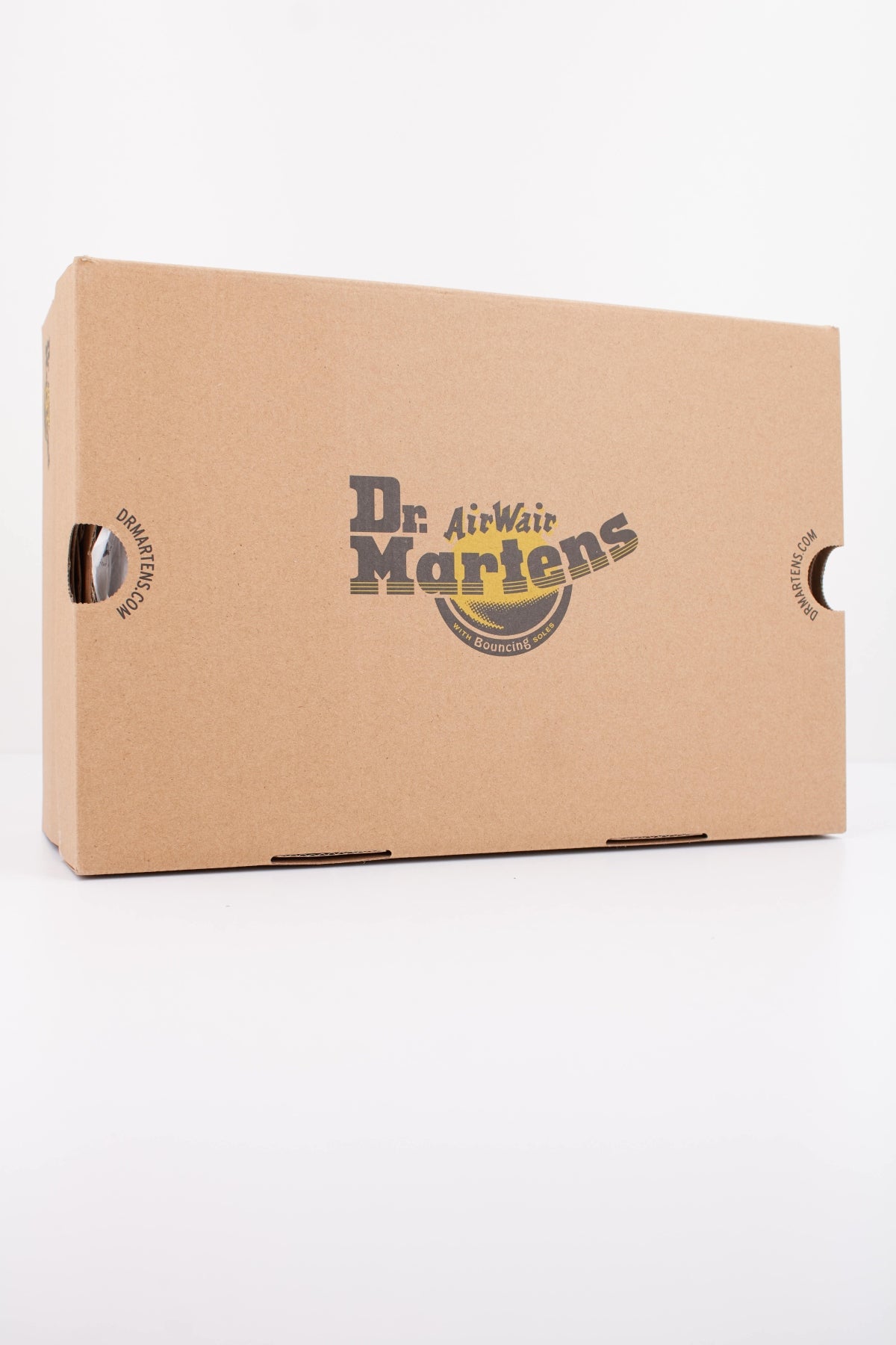 DR. MARTENS ZEBZAG SANDAL en color MARRON (6)