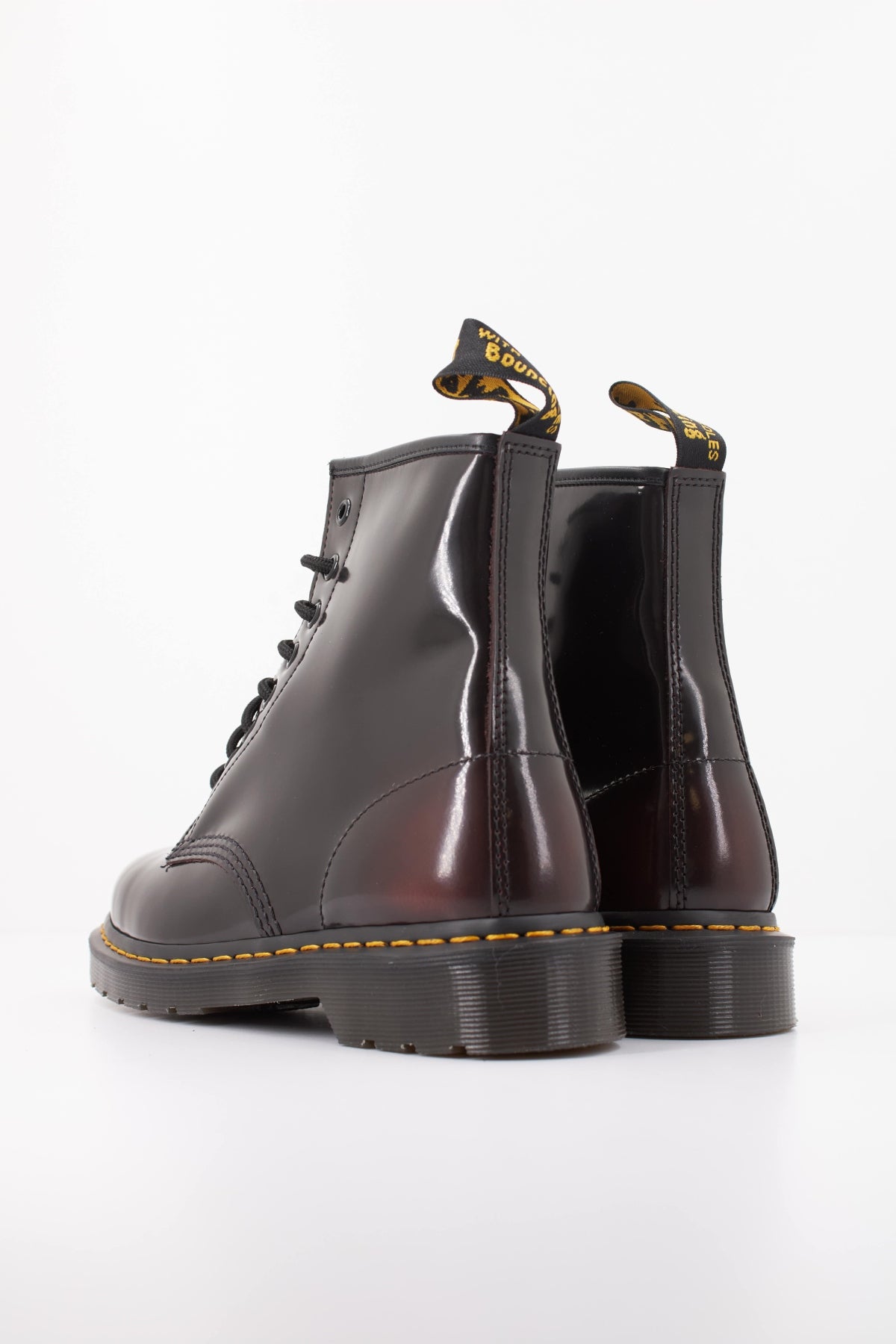 DR. MARTENS 1460 en color BURDEOS (4)