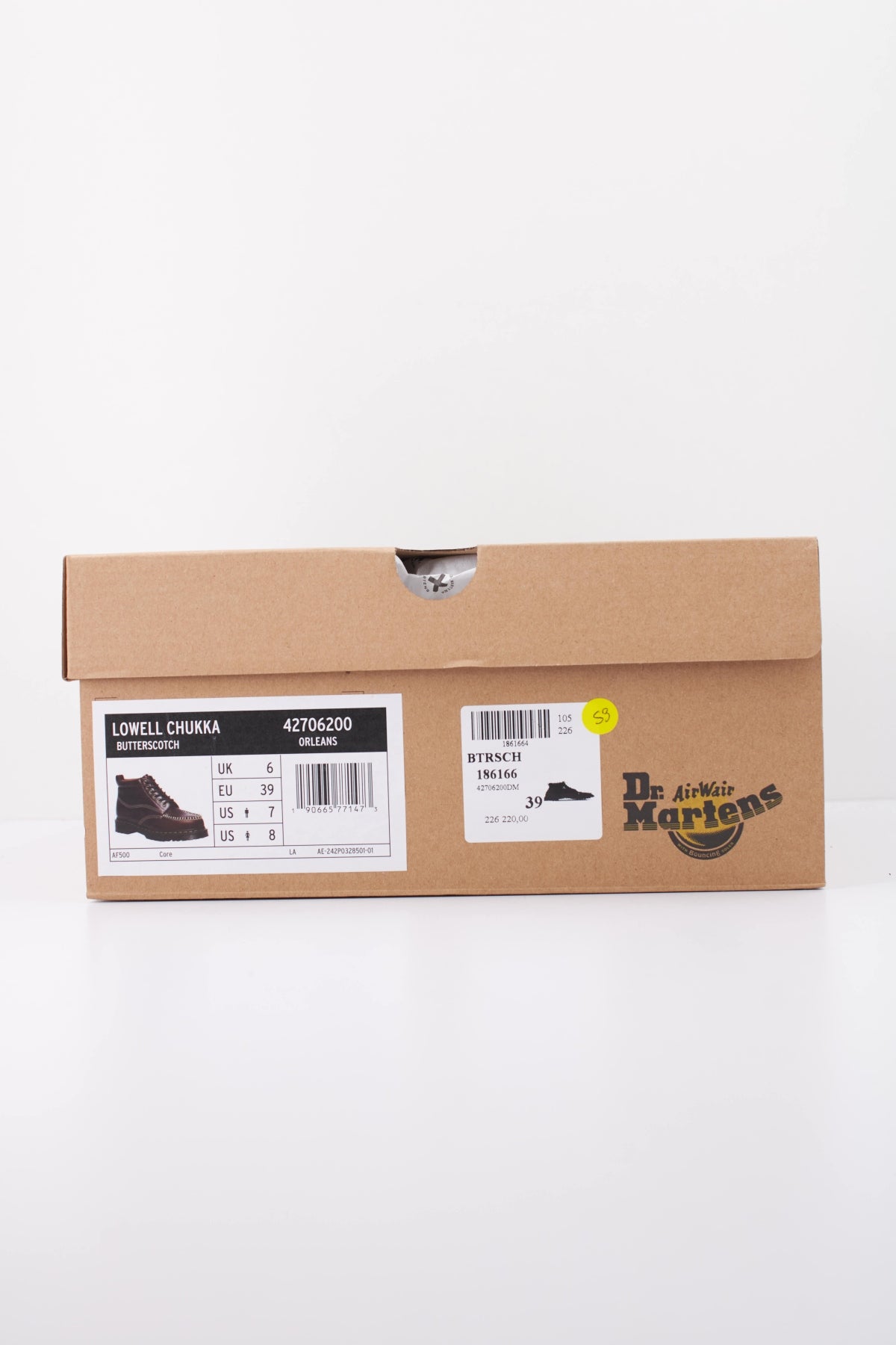 DR. MARTENS LOWELL CHUKKA en color MARRON (6)