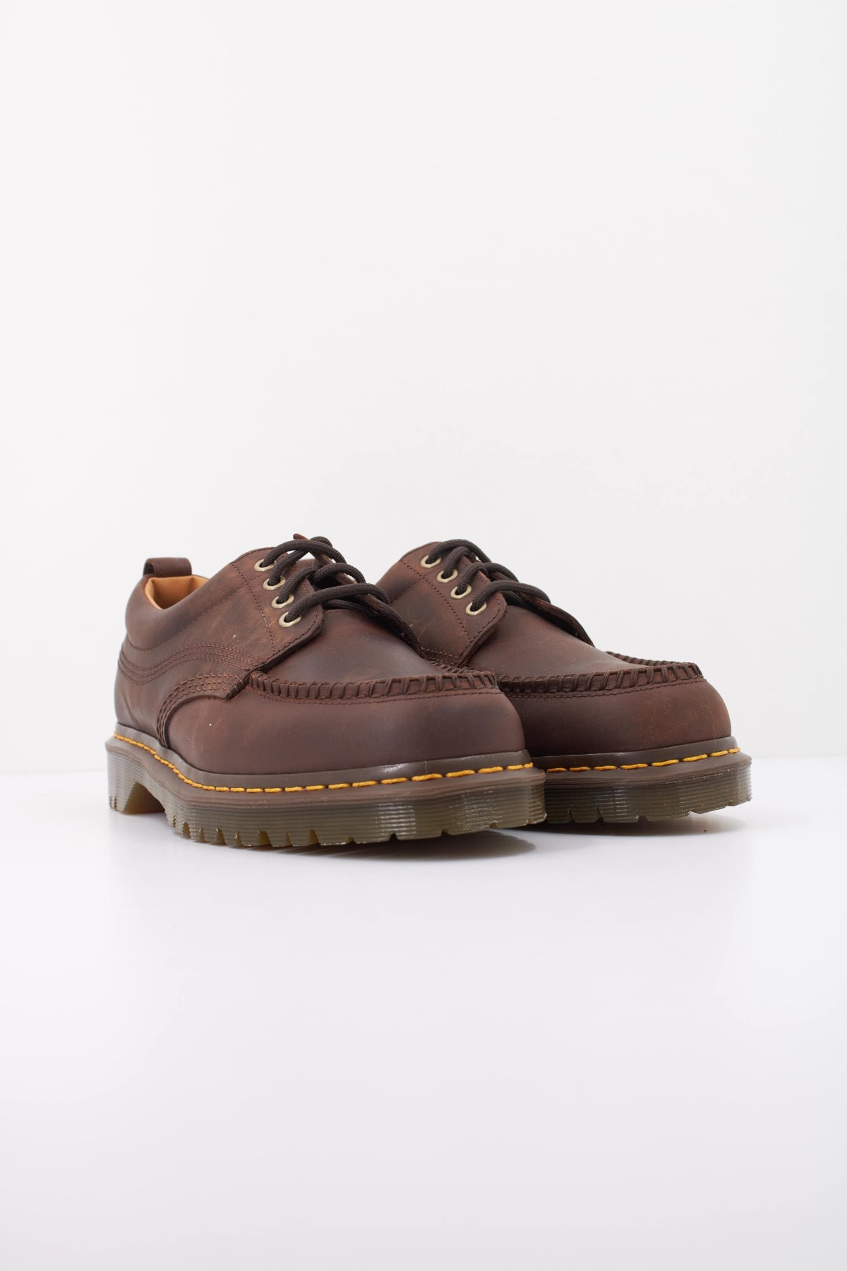DR. MARTENS 43348200DM LOWELL en color MARRON (2)