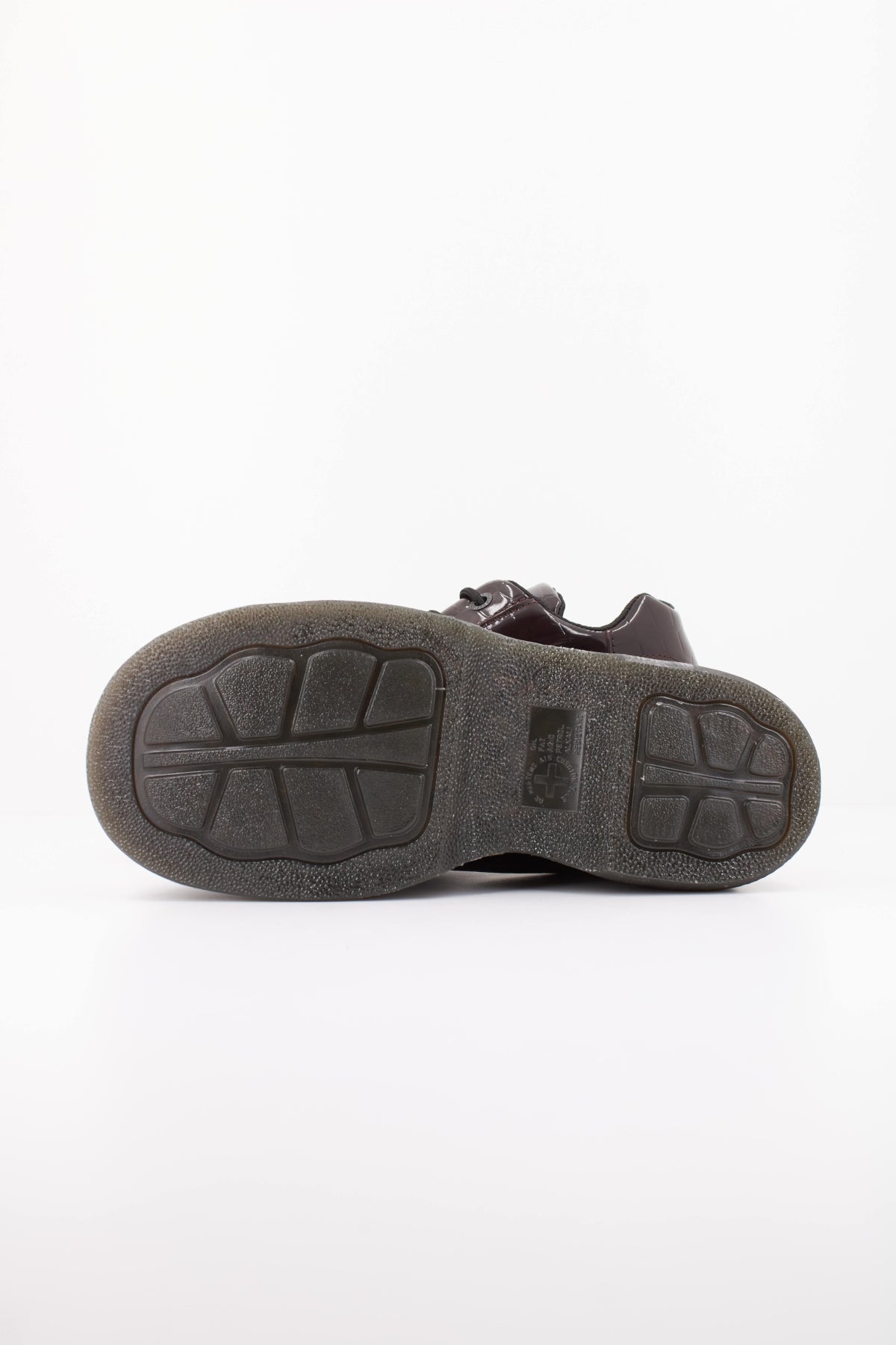 DR. MARTENS BUZZ 5I en color BURDEOS (5)