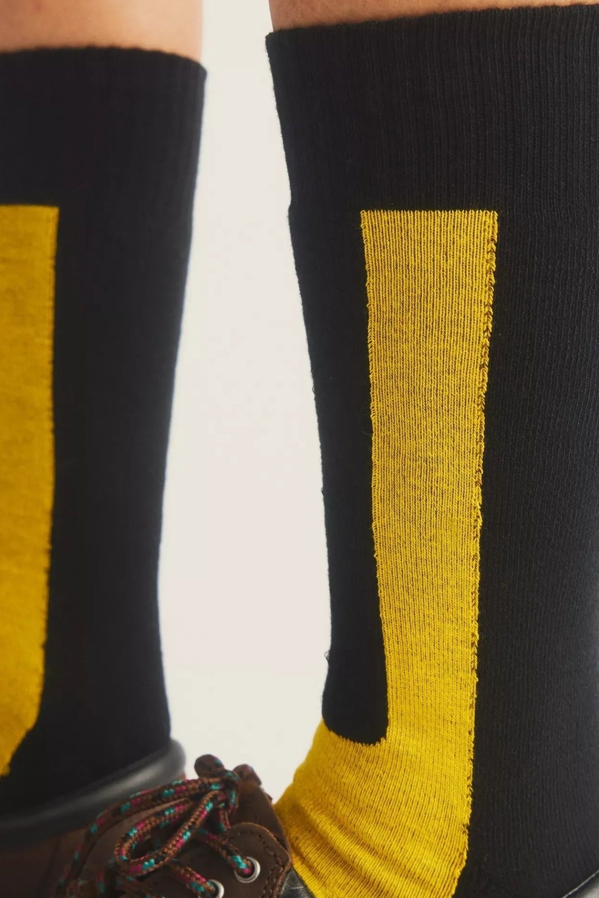 DR. MARTENS DOUBLE DOC SOCK en color NEGRO (1)