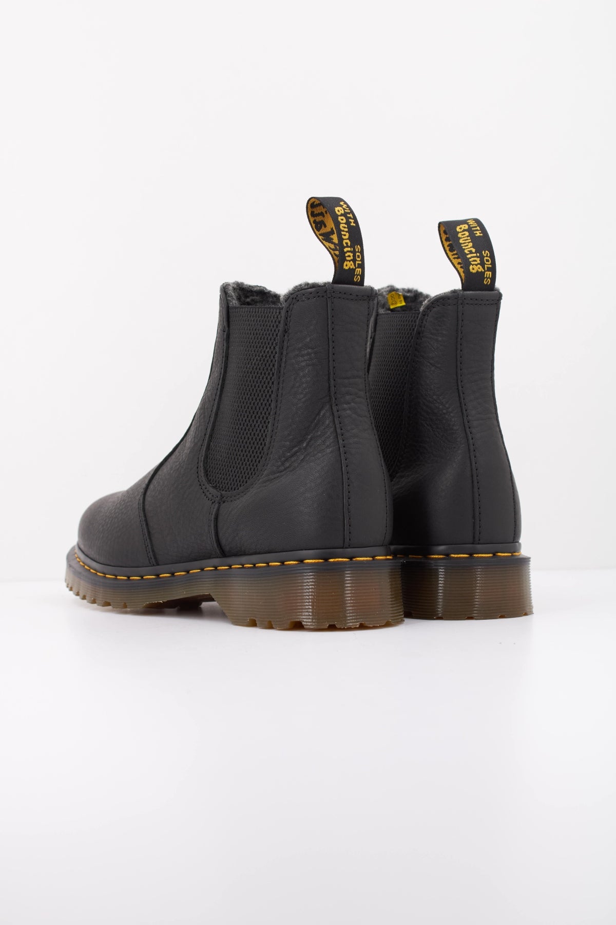 DR. MARTENS 2976 en color NEGRO (4)
