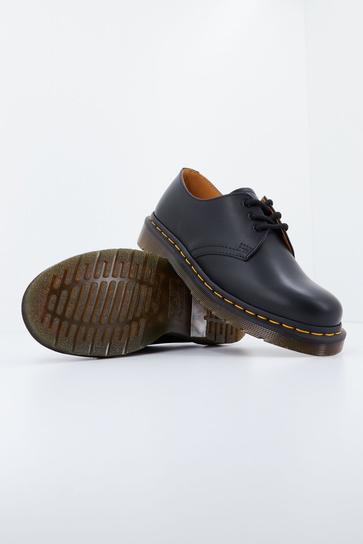 DR. MARTENS ZAPATOS 1461 DE PIEL SMOOTH en color NEGRO (4)