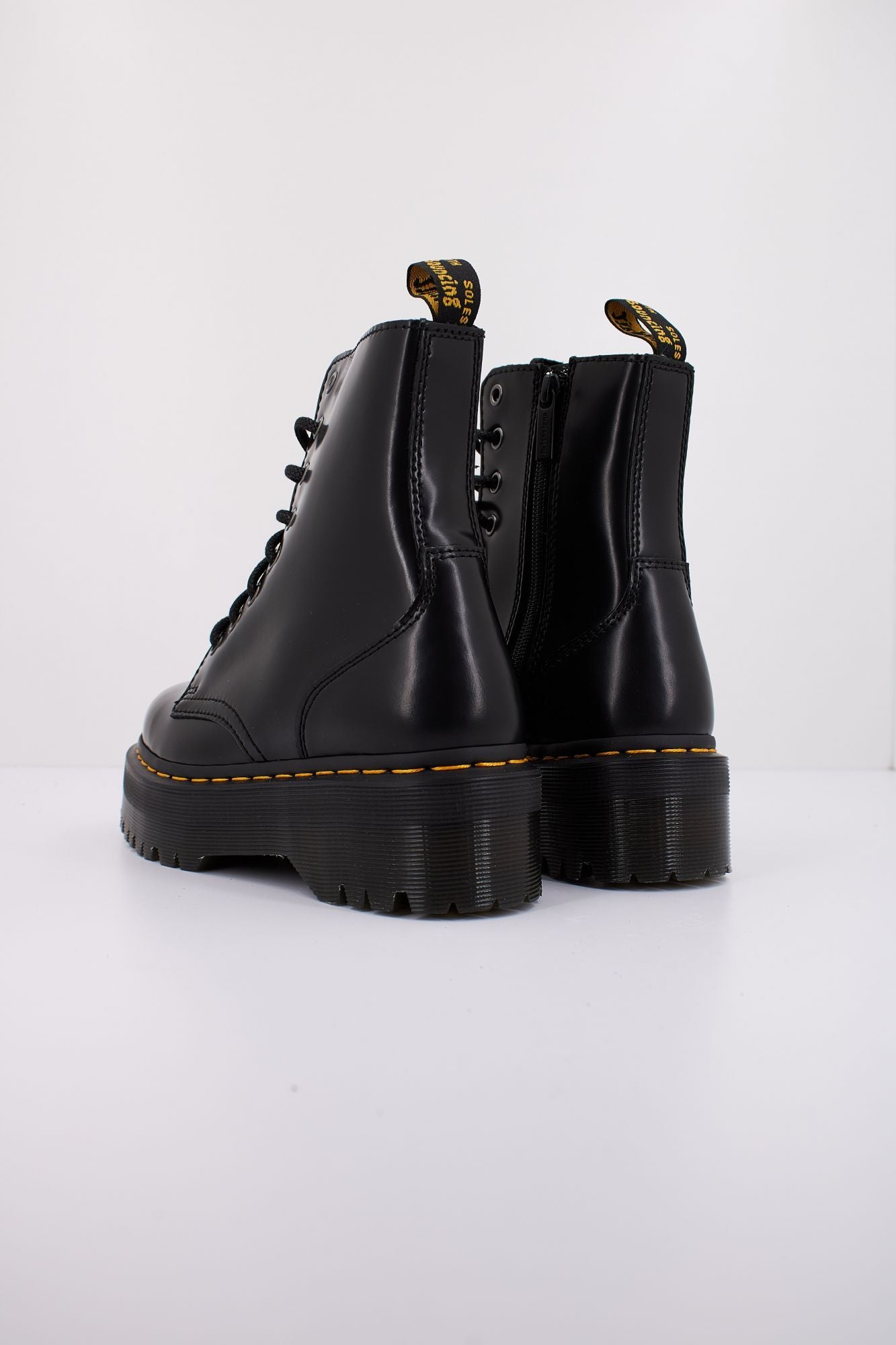 DR. MARTENS JADON 8 EYELETS en color NEGRO (4)